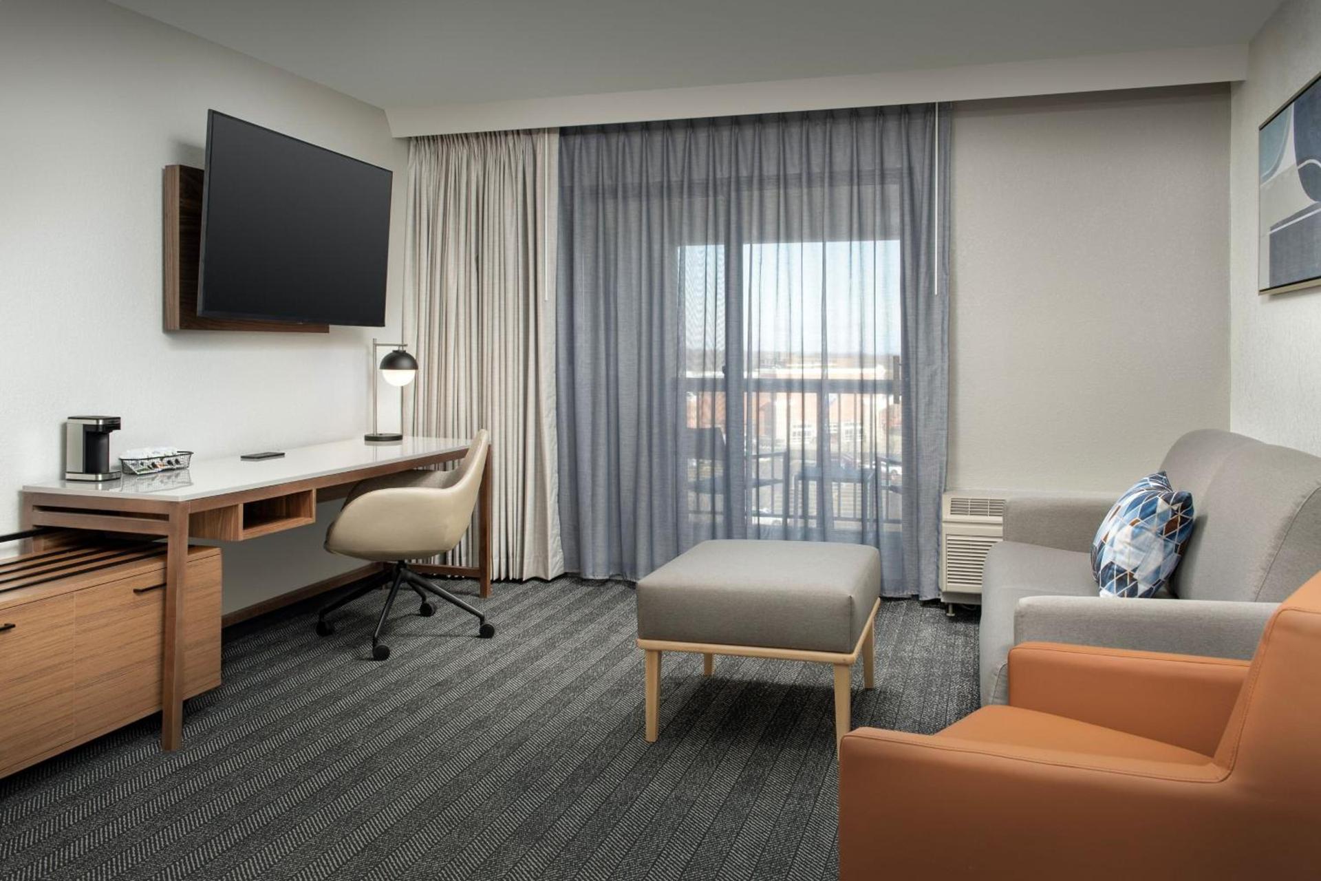 Courtyard by Marriott Dayton Beavercreek photo 49