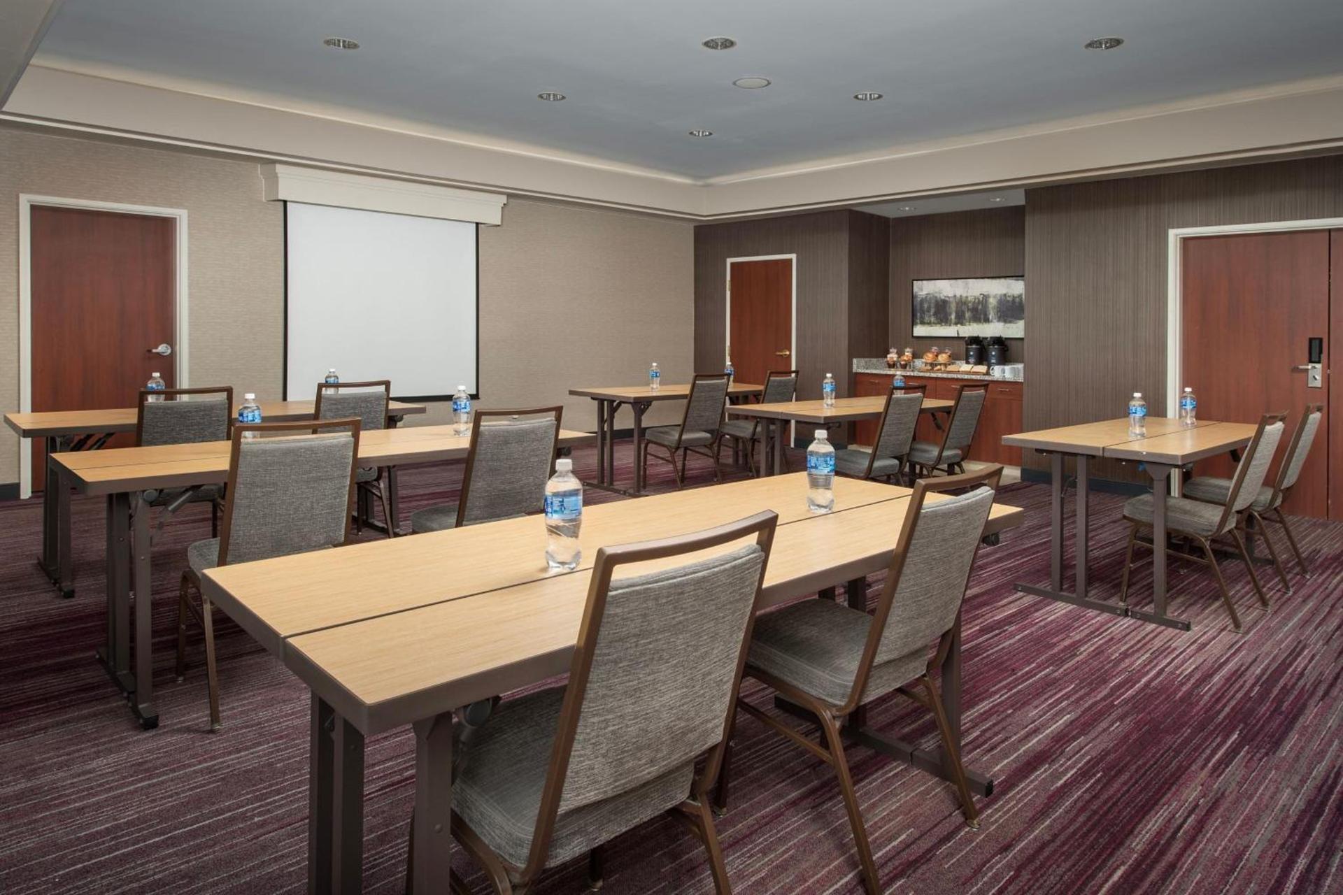 Courtyard by Marriott Dayton Beavercreek photo 60
