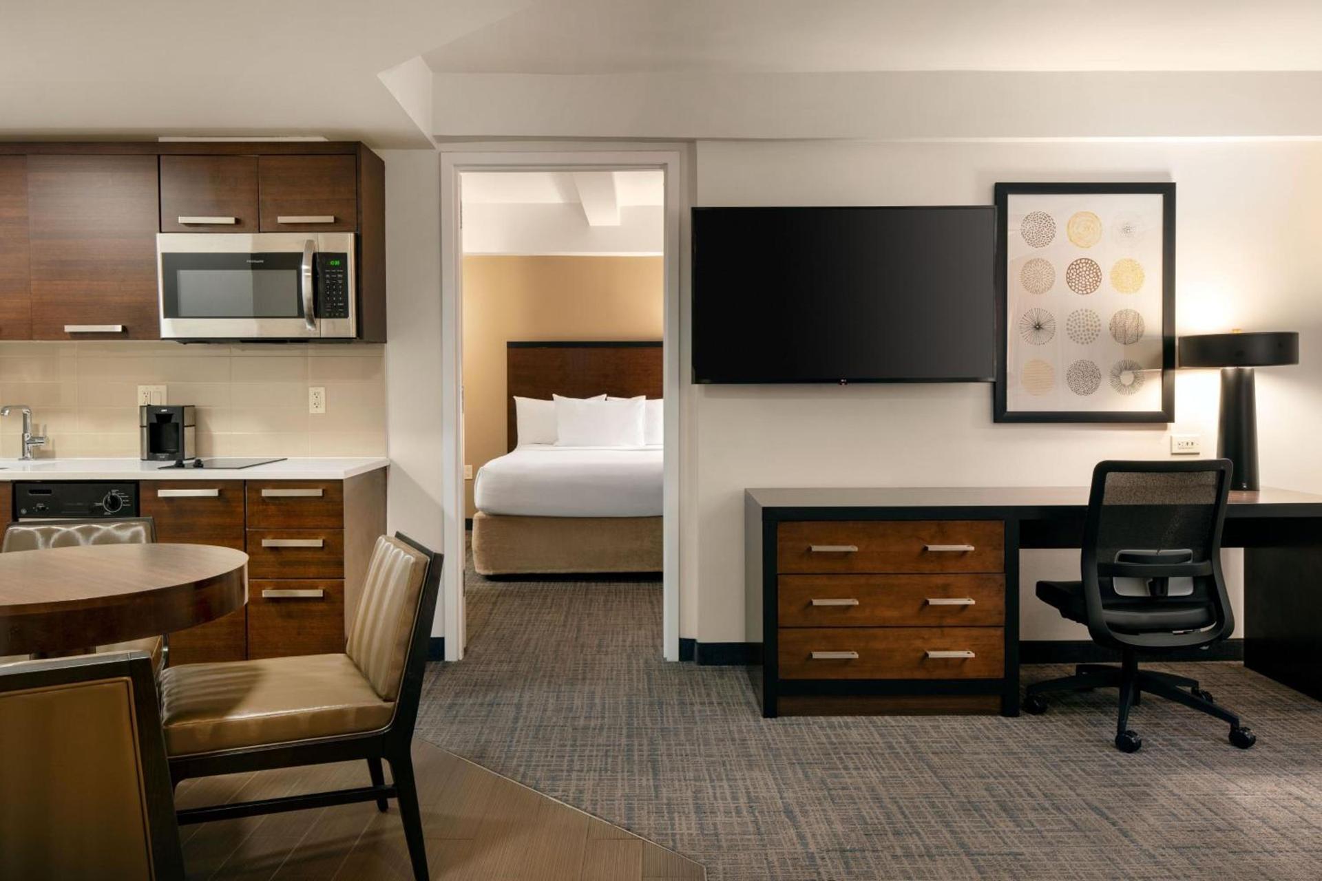Residence Inn by Marriott New York Manhattan/ Midtown Eastside photo 18