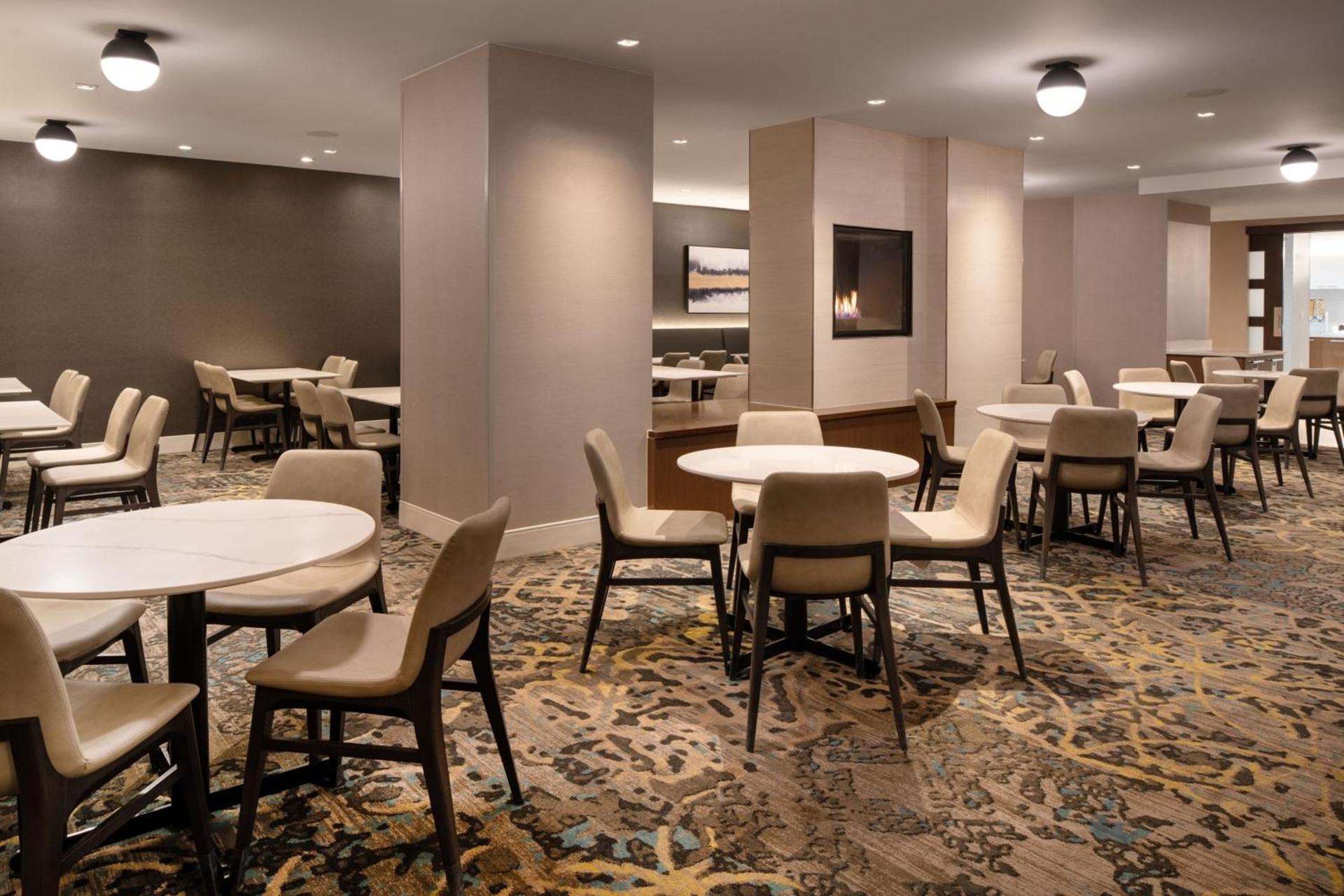 Residence Inn by Marriott New York Manhattan/ Midtown Eastside photo 53