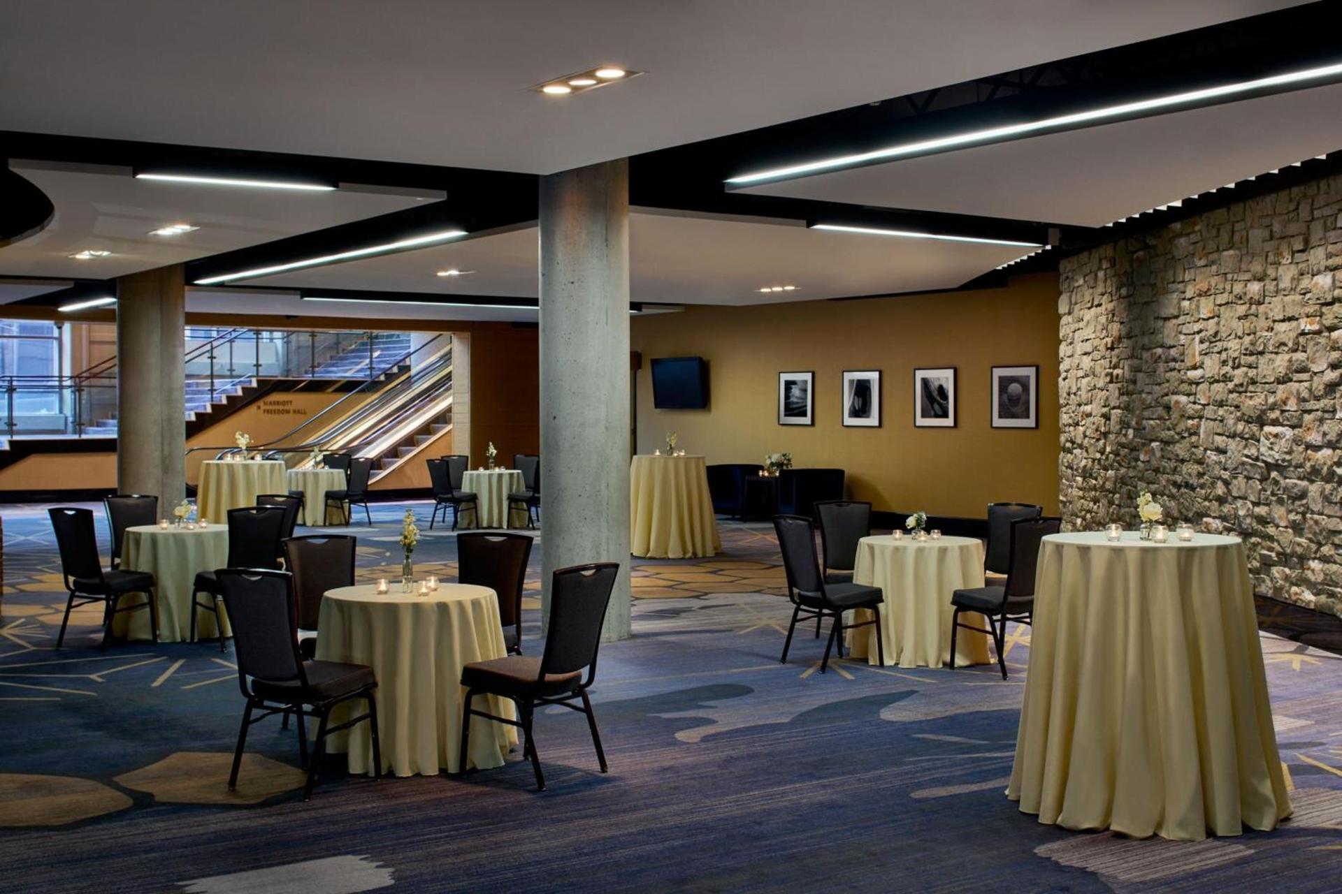 Lancaster Marriott at Penn Square photo 79
