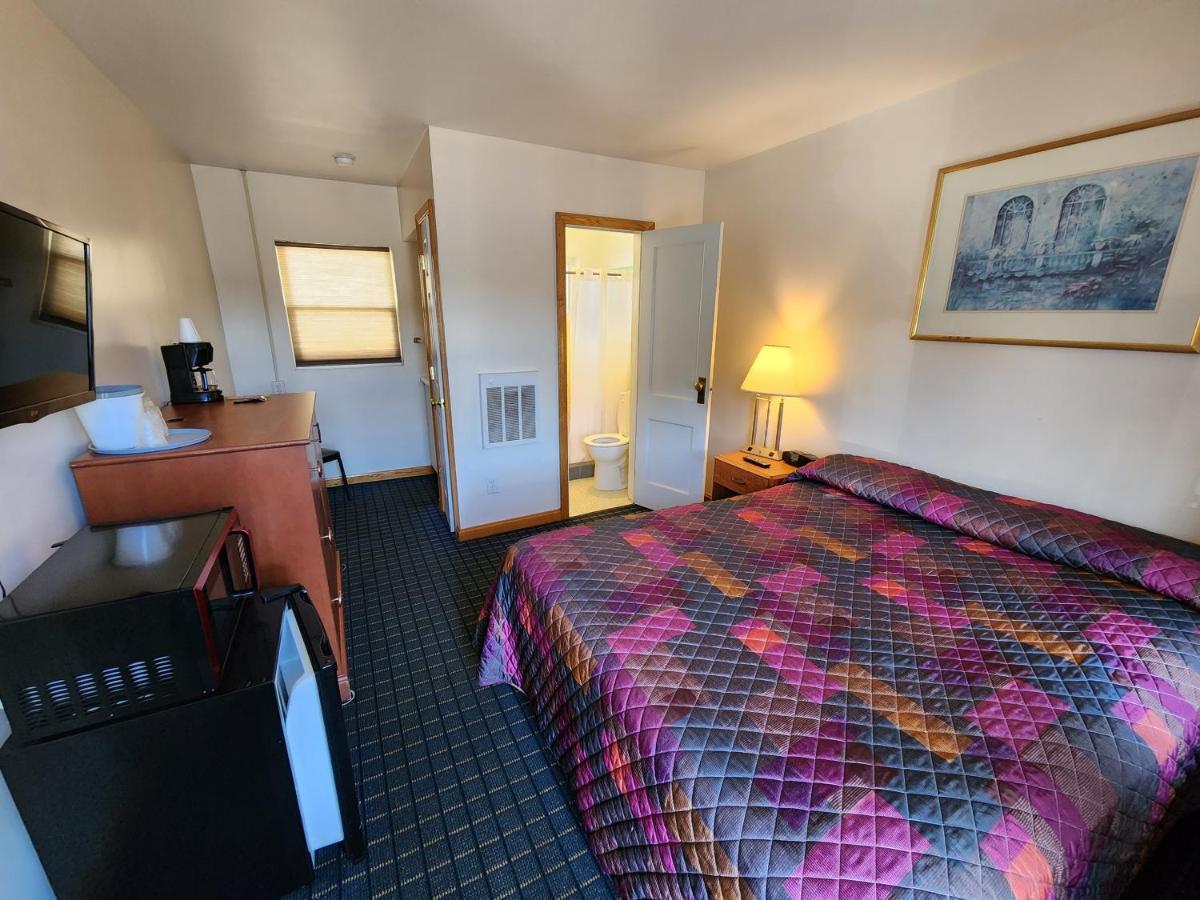 Riviera Motel photo 4