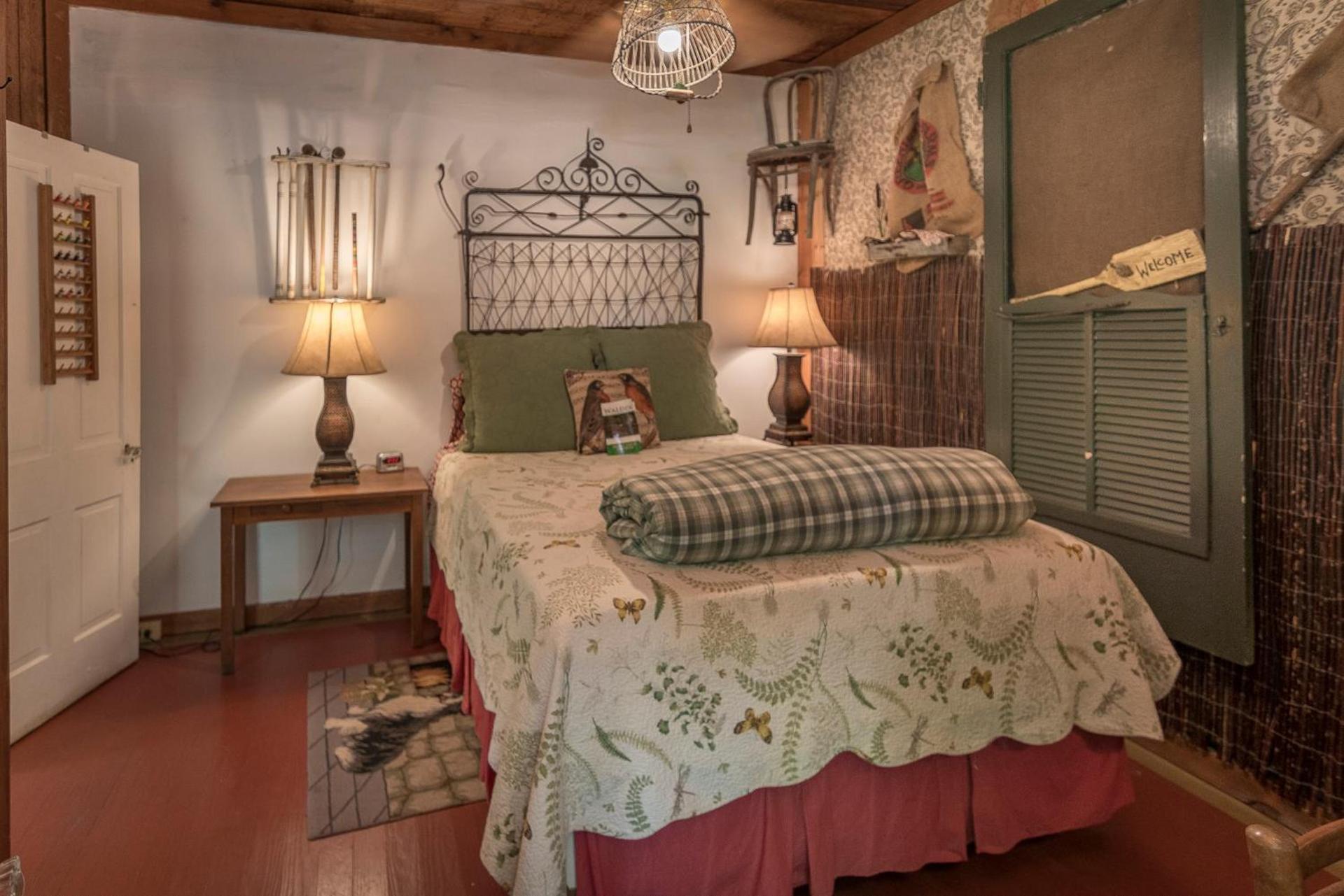 Country Woods Inn photo 5