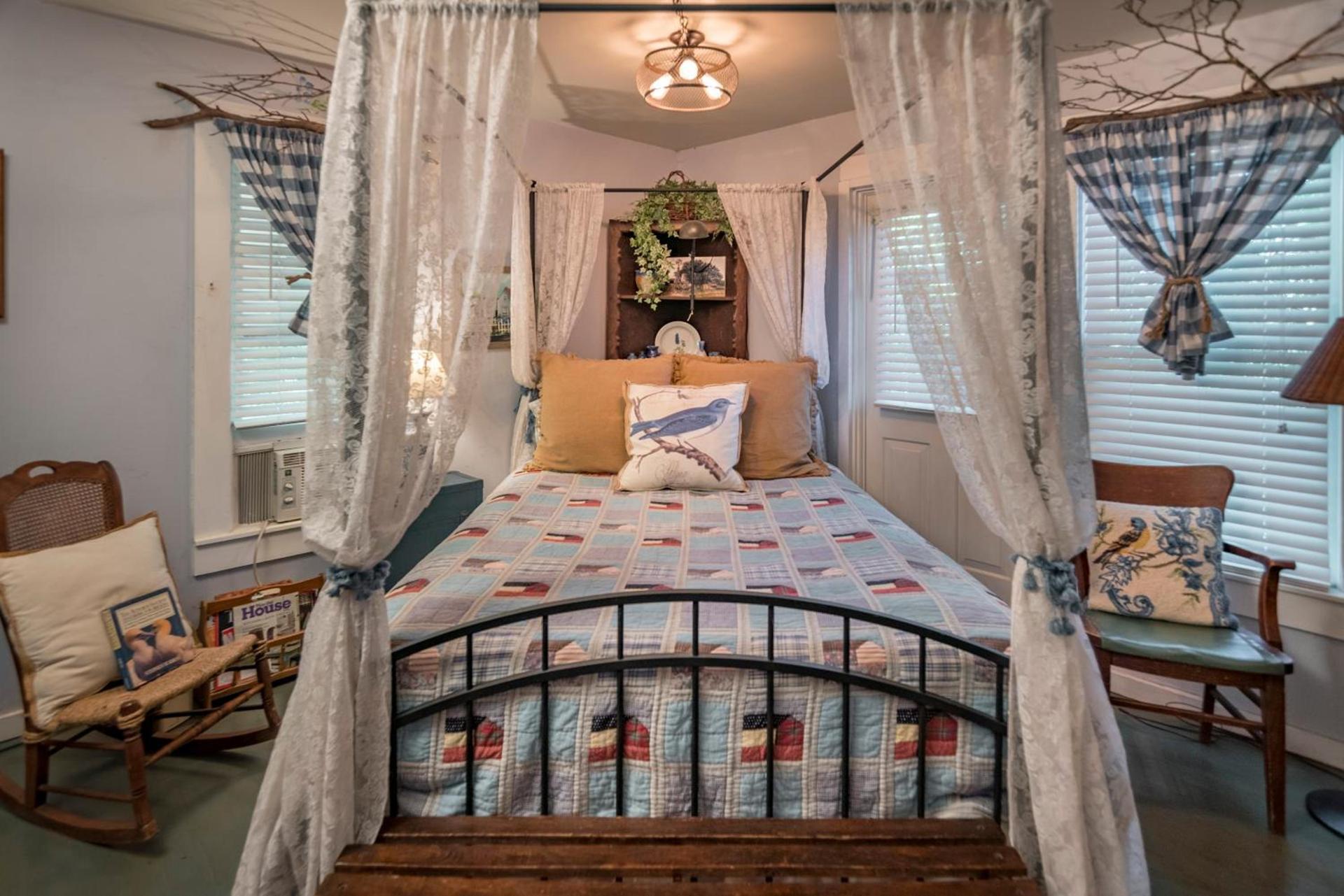 Country Woods Inn photo 42
