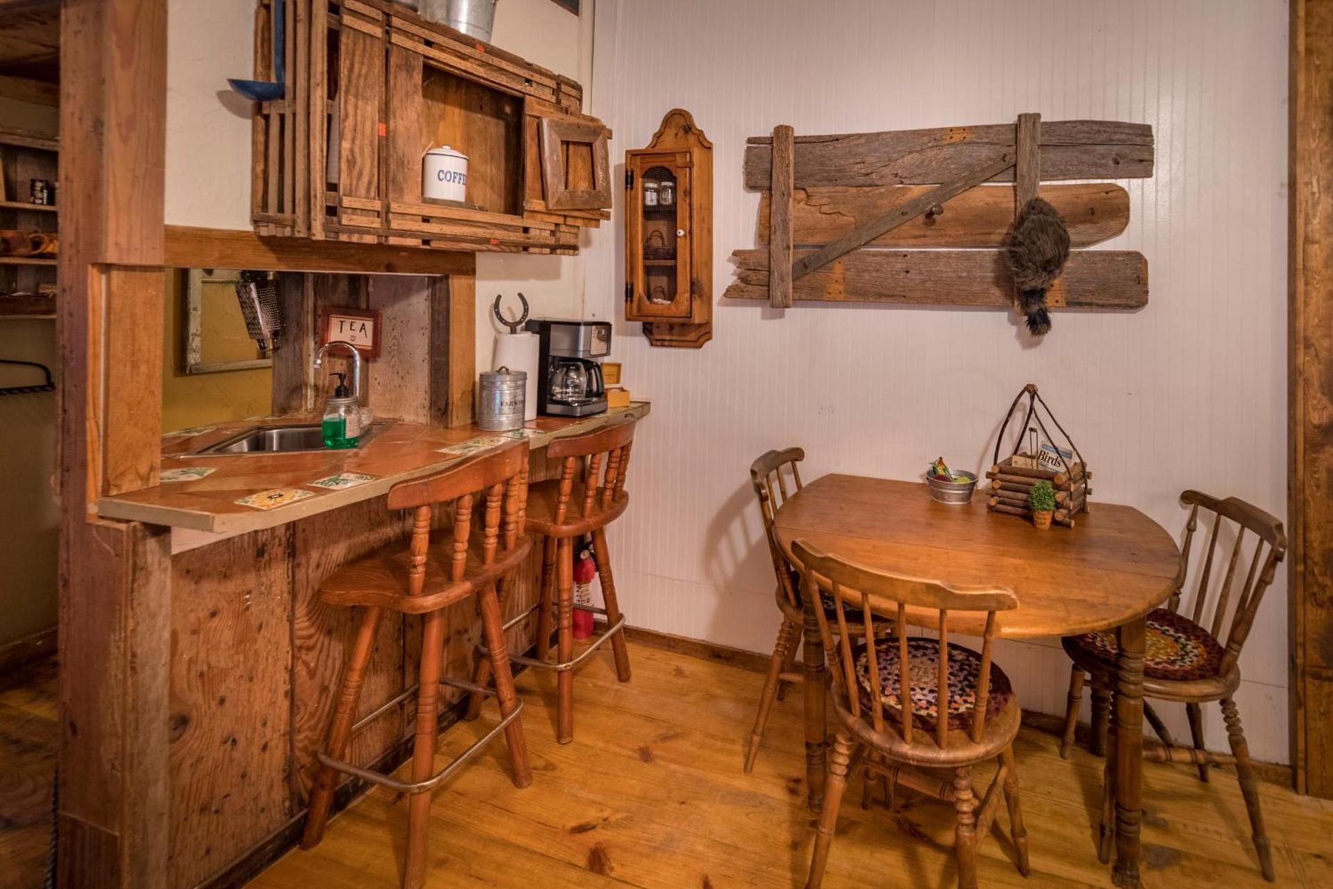 Country Woods Inn photo 49