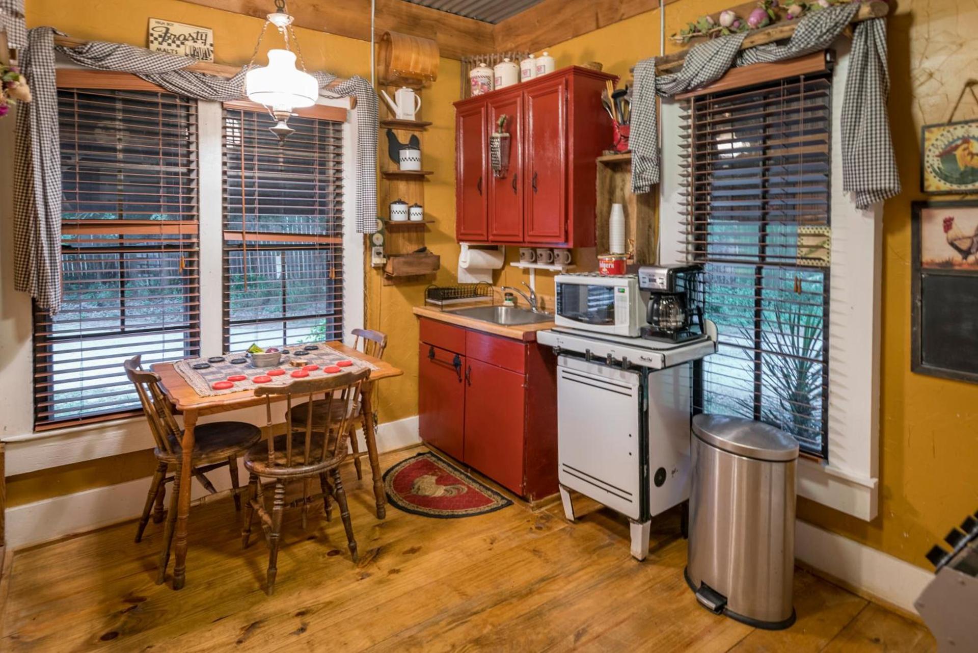 Country Woods Inn photo 55