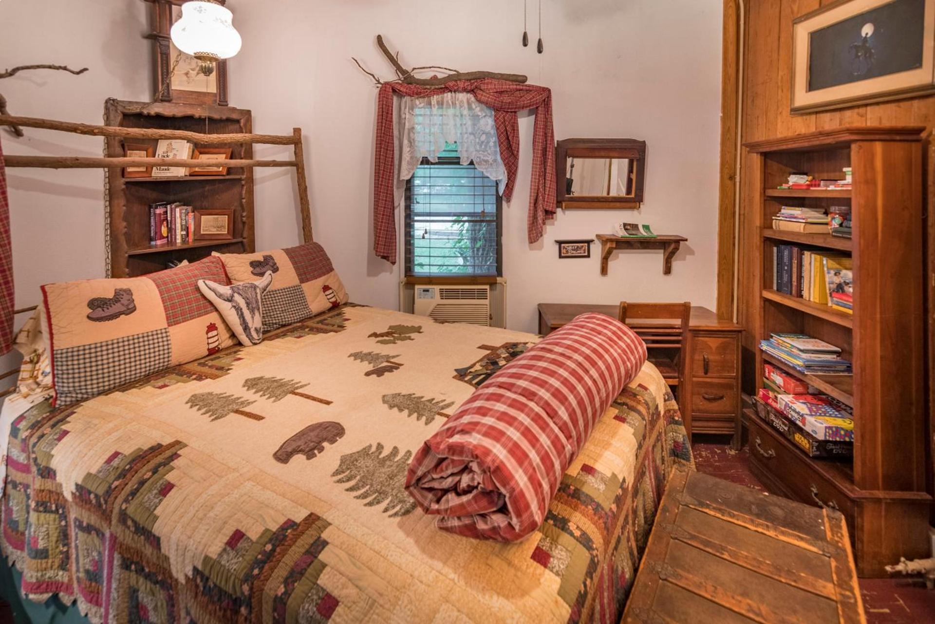 Country Woods Inn photo 57