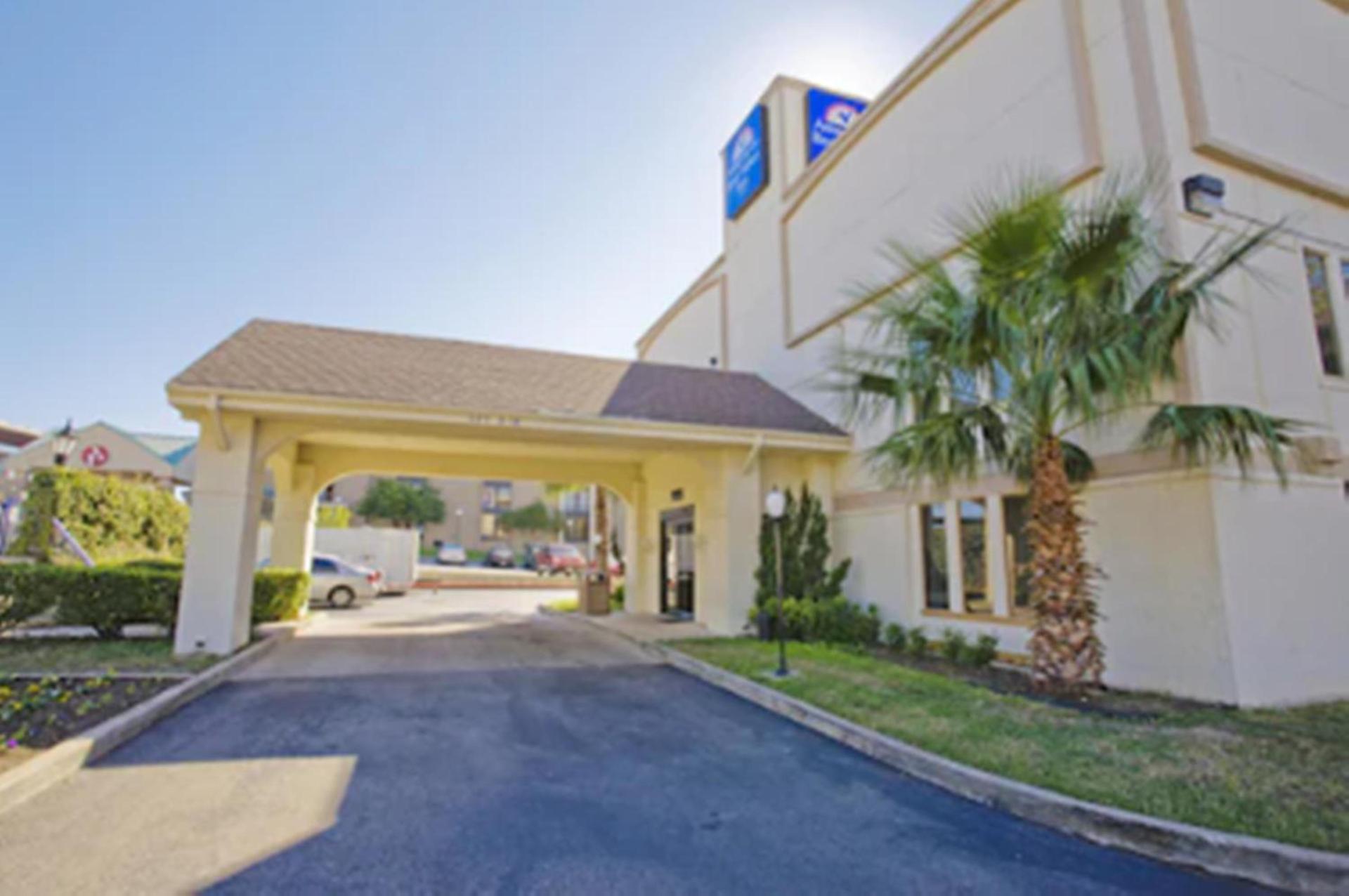 Americas Best Value Inn Austin photo 1
