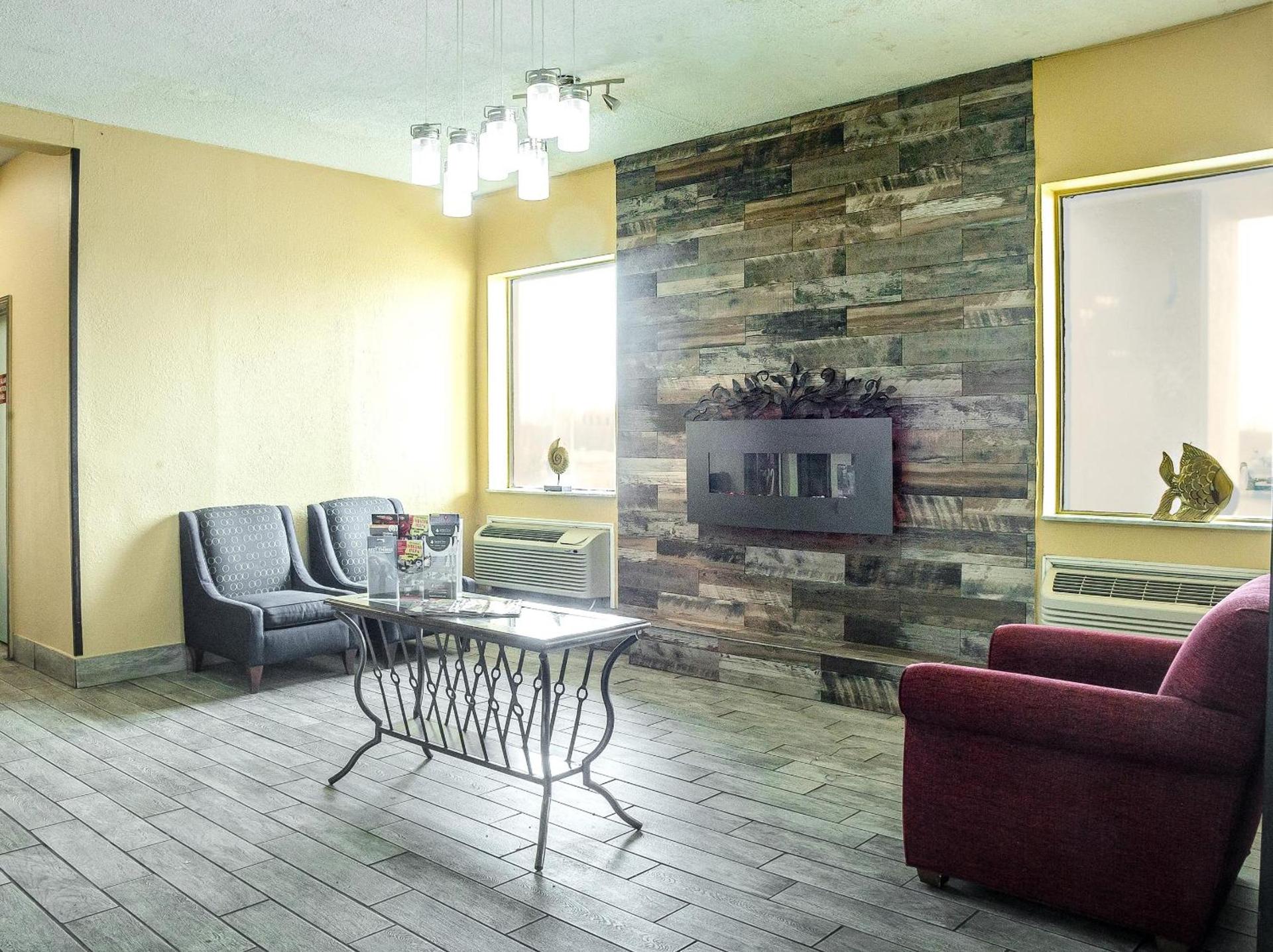 Super 8 by Wyndham Indianapolis South photo 40