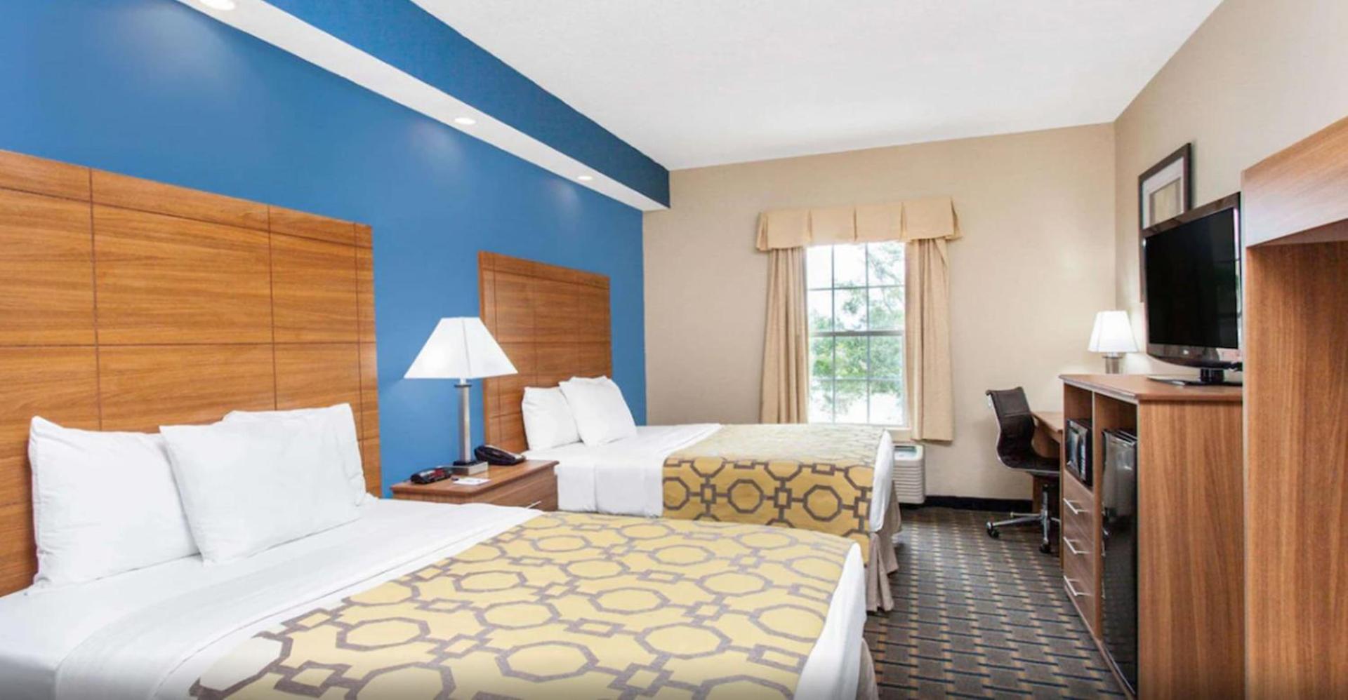 Baymont by Wyndham Jacksonville/Butler Blvd photo 25