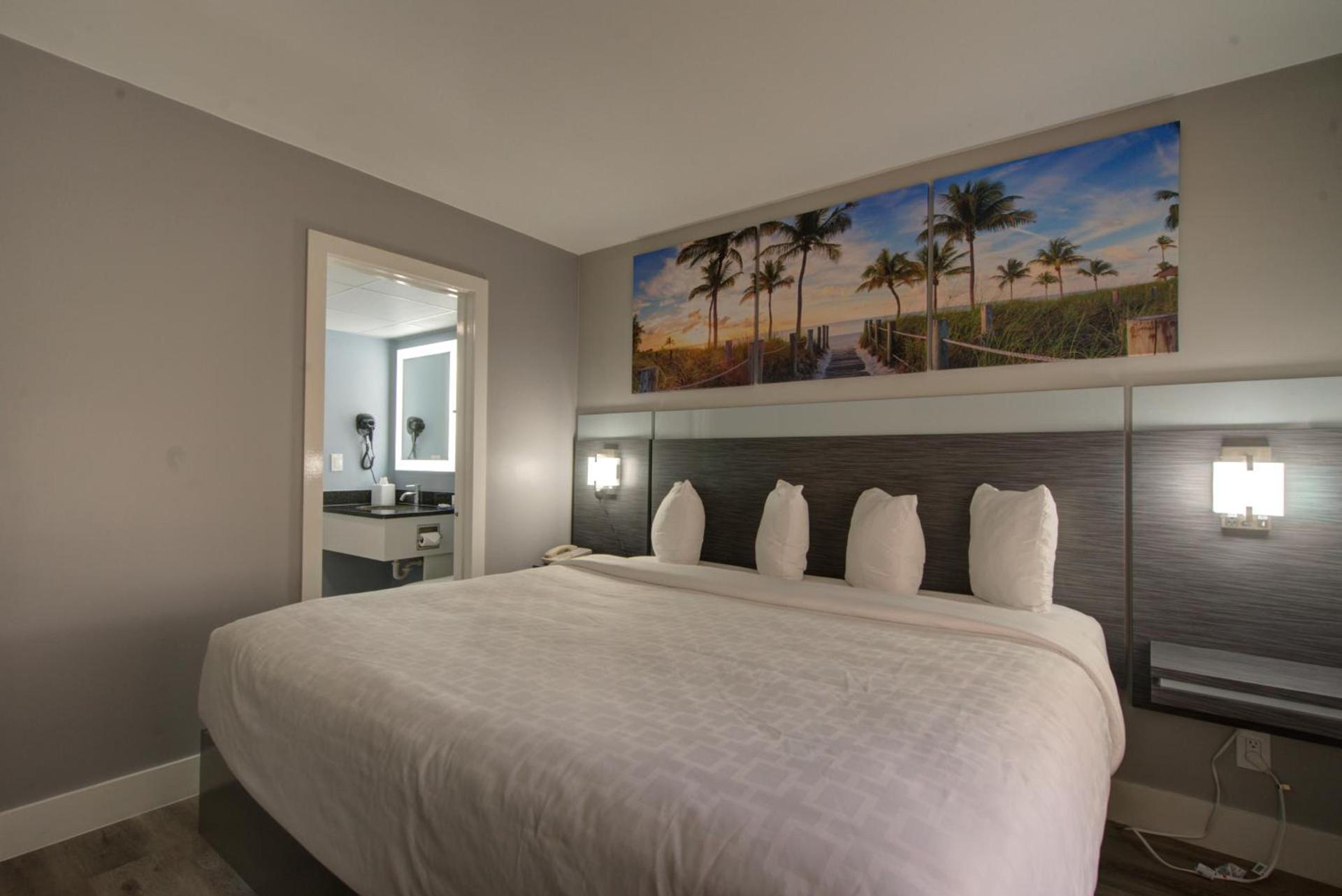 Clarion Pointe Tampa-Brandon Near Fairgrounds and Casino photo 69