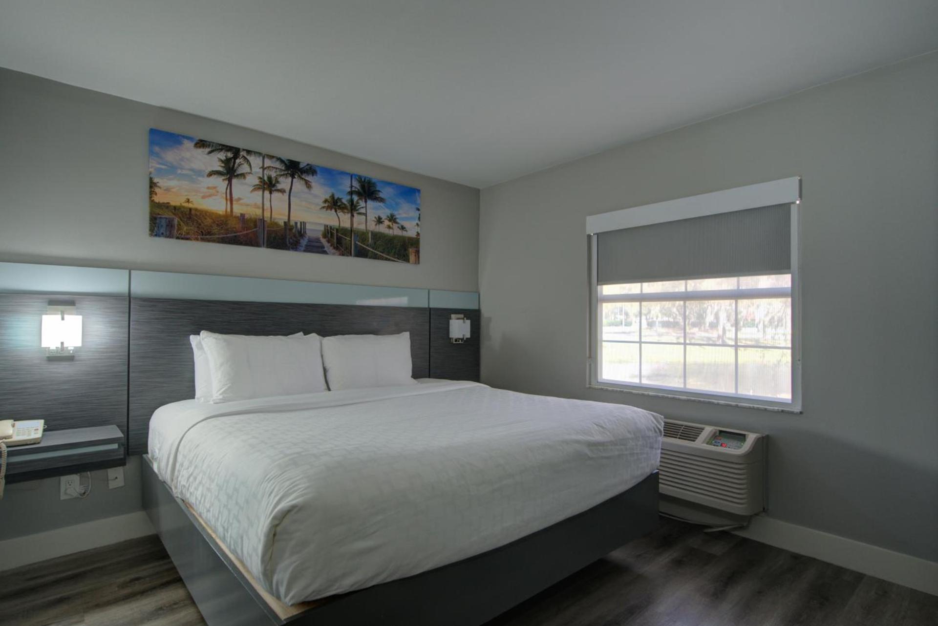 Clarion Pointe Tampa-Brandon Near Fairgrounds and Casino photo 67