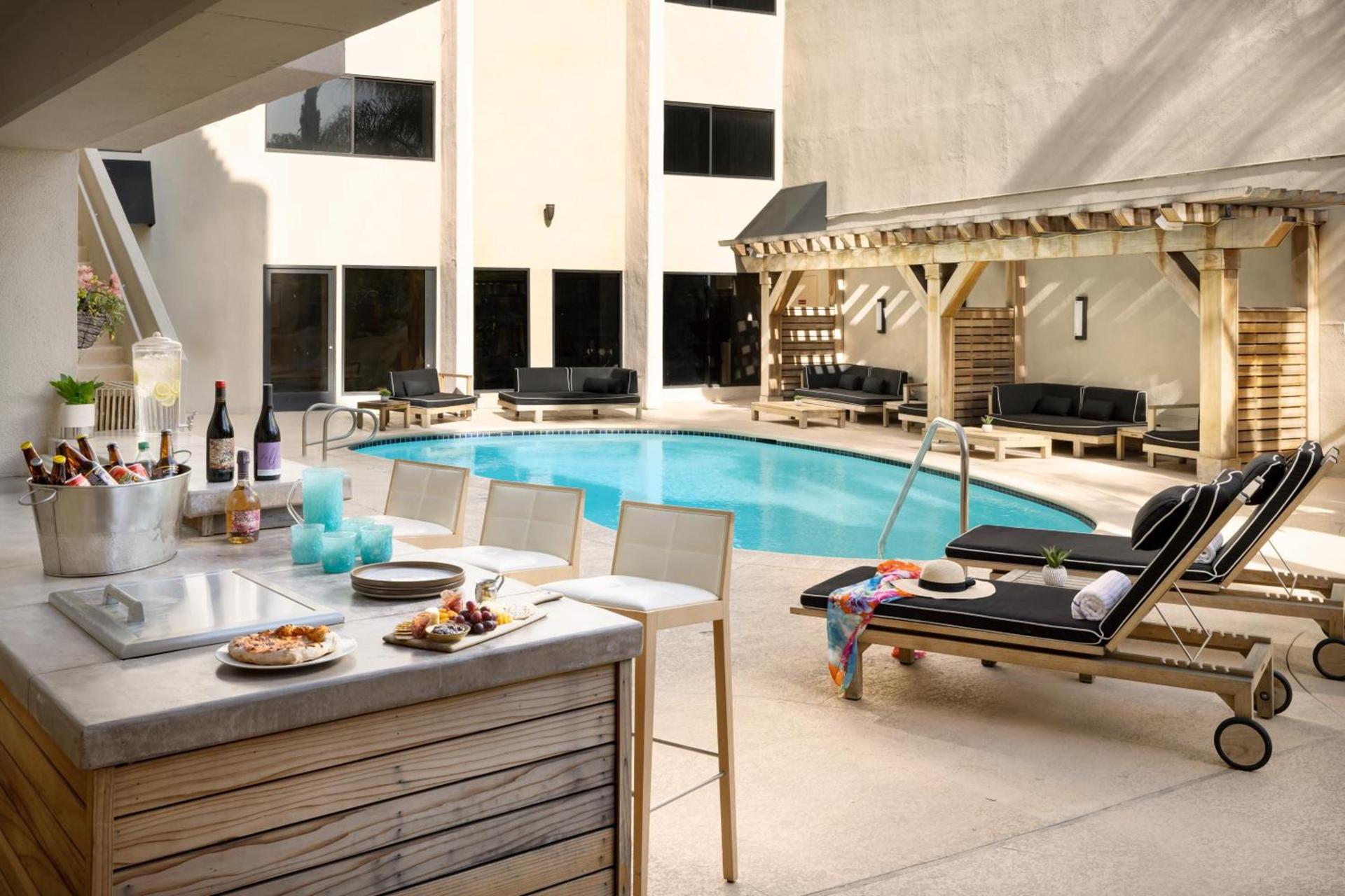 The Anza-a Calabasas Hotel photo 72