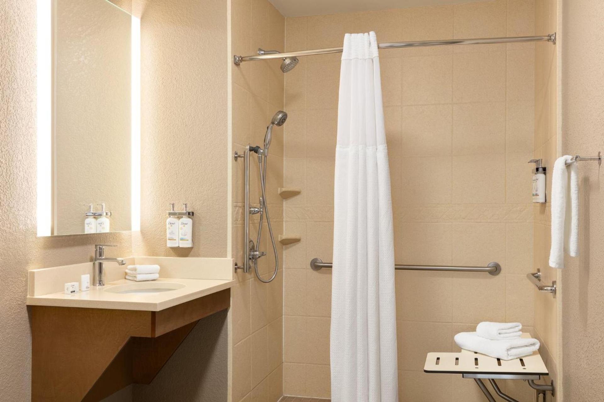 Staybridge Suites Fort Wayne by IHG photo 34