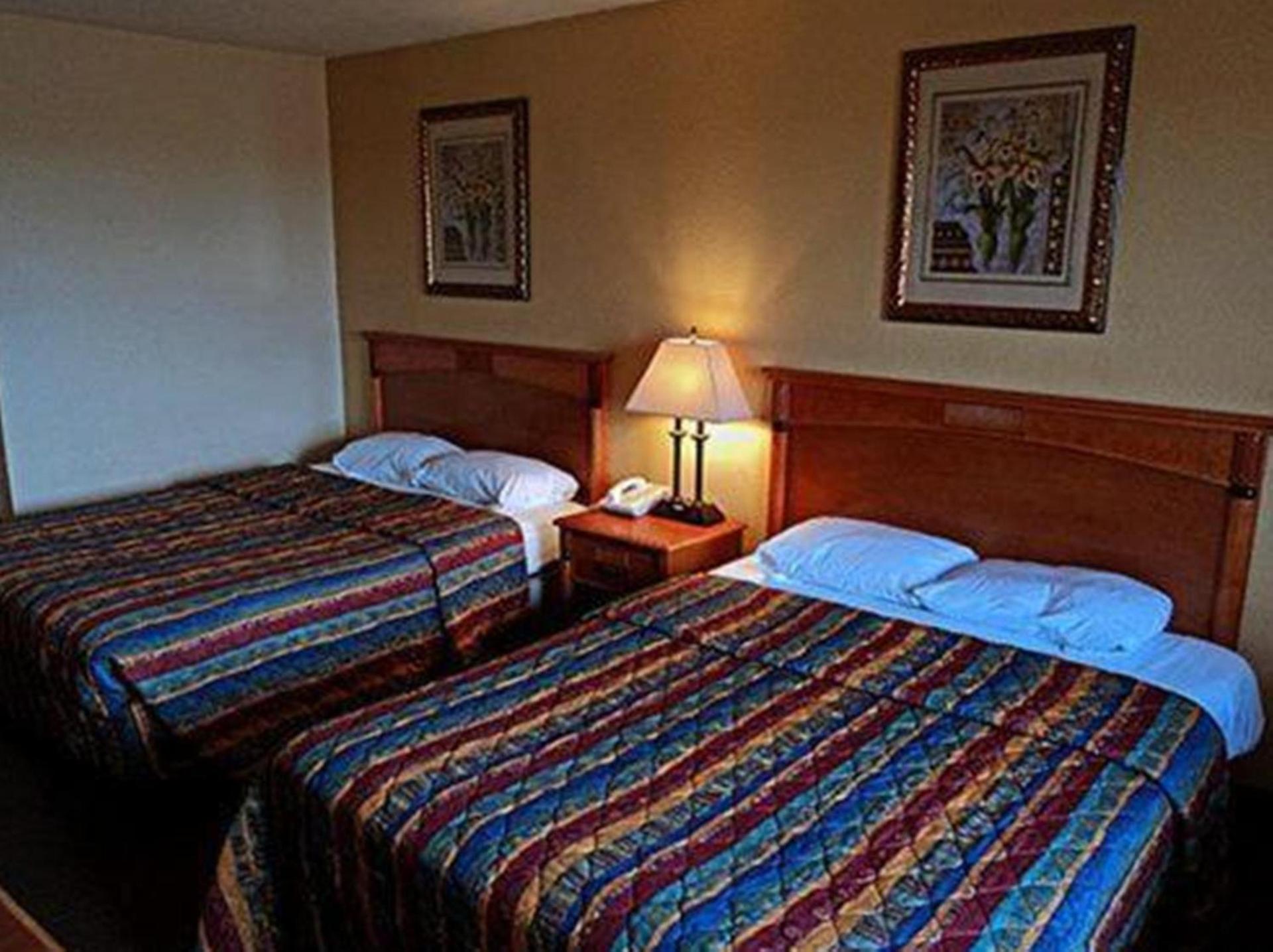 Motel 6-Moriarty, NM photo 26