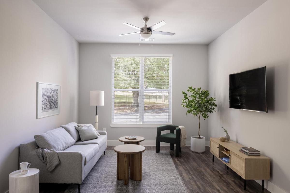 Mint House Greenville - West End photo 13