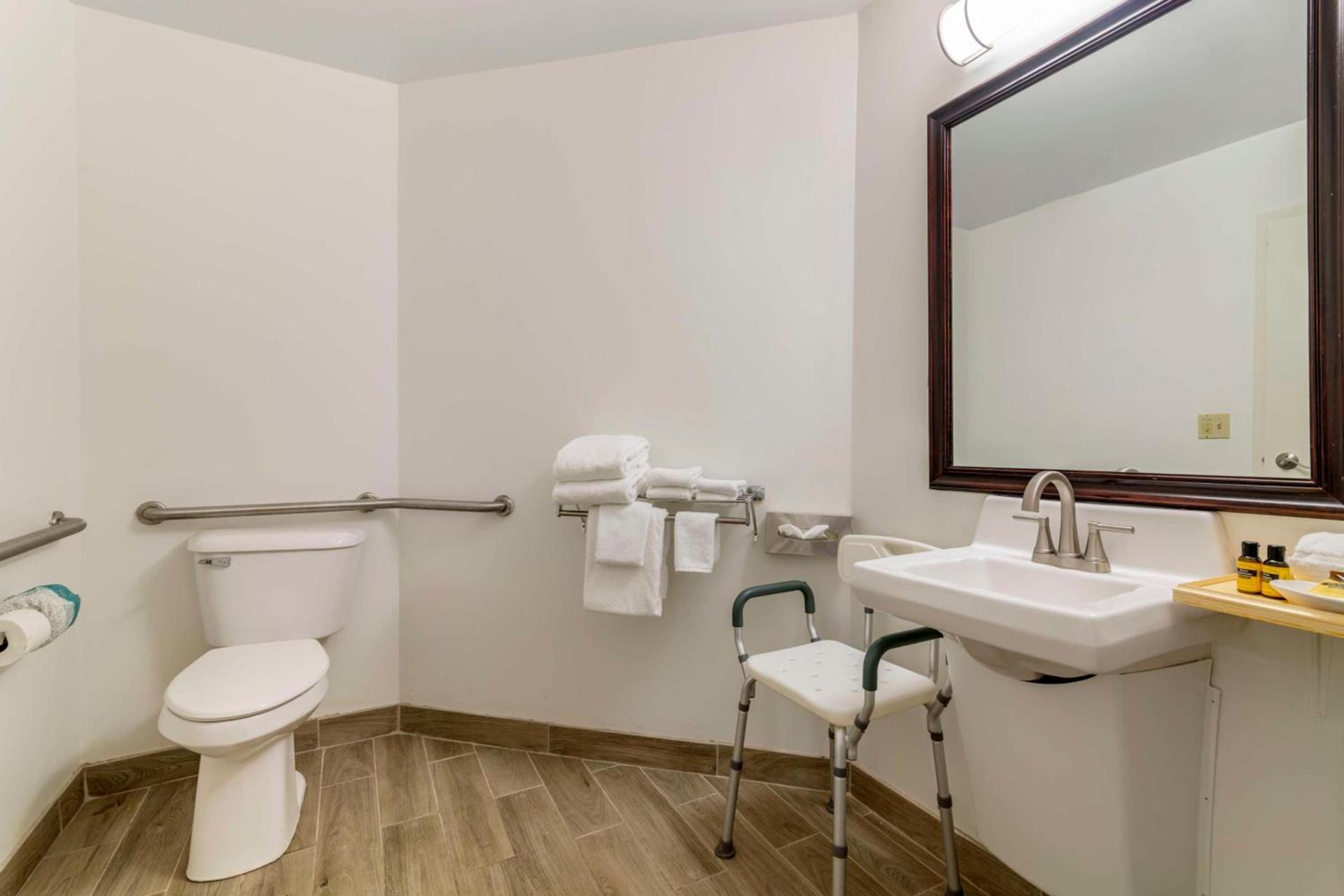 Best Western Plus Brunswick Bath photo 28