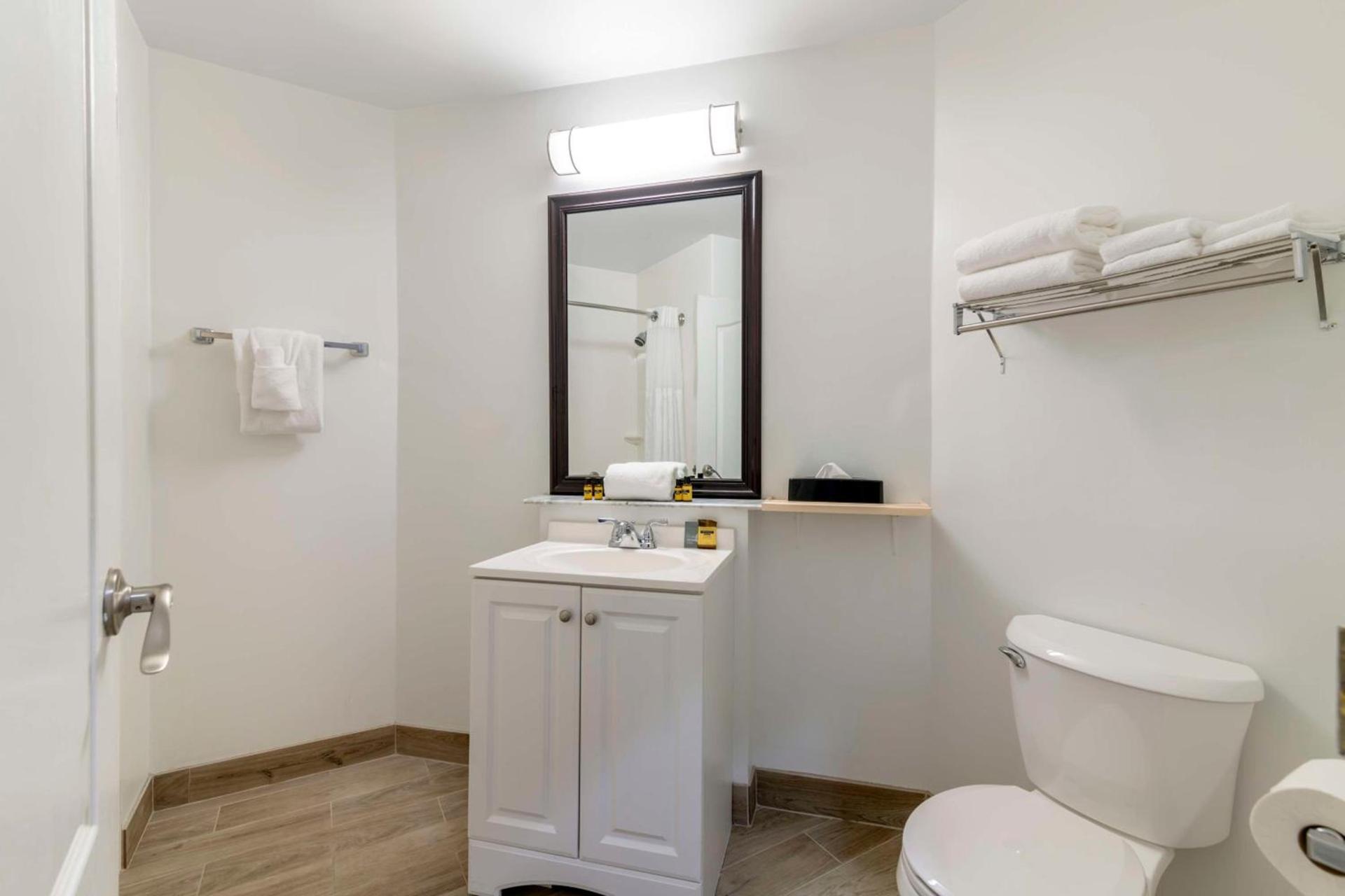 Best Western Plus Brunswick Bath photo 32