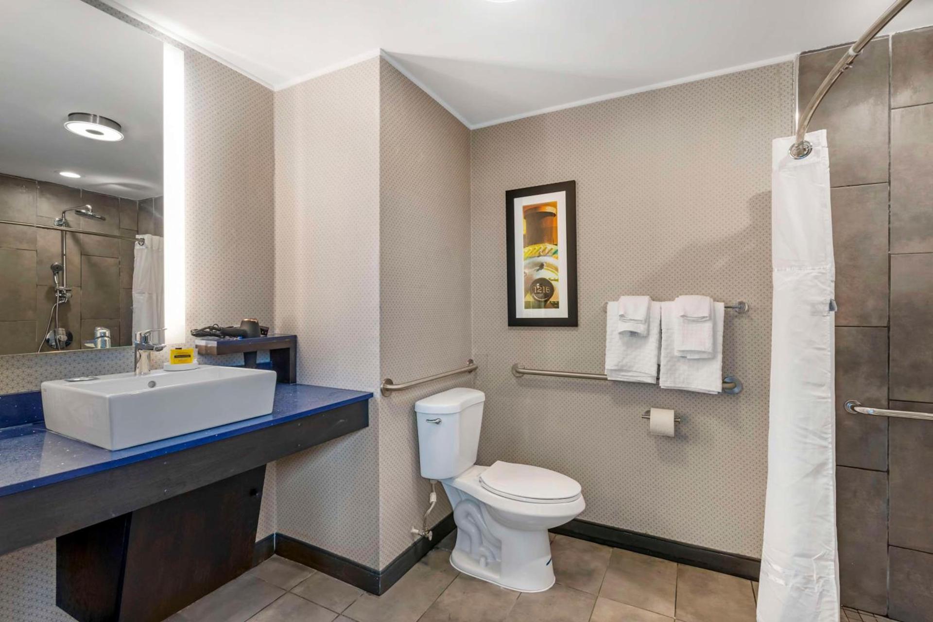 GLo Best Western Pooler - Savannah Airport Hotel photo 24