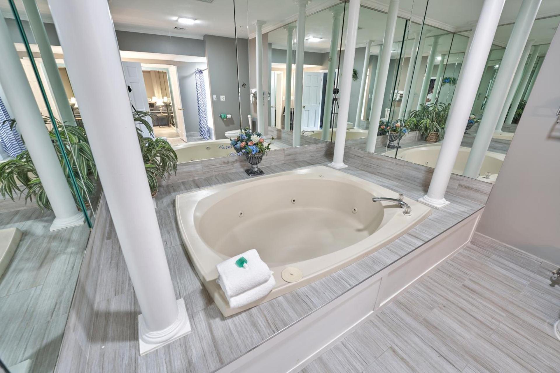 Hyannis Plaza Hotel photo 51