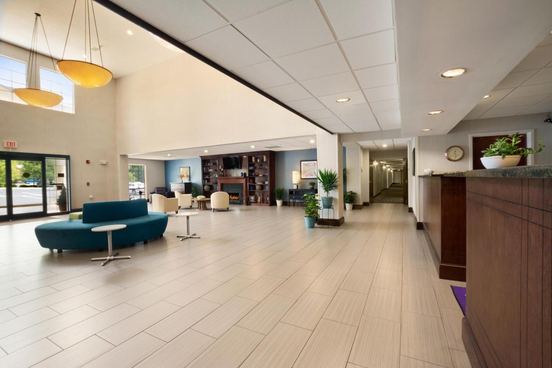 Wingate by Wyndham High Point Greensboro Airport South photo 36