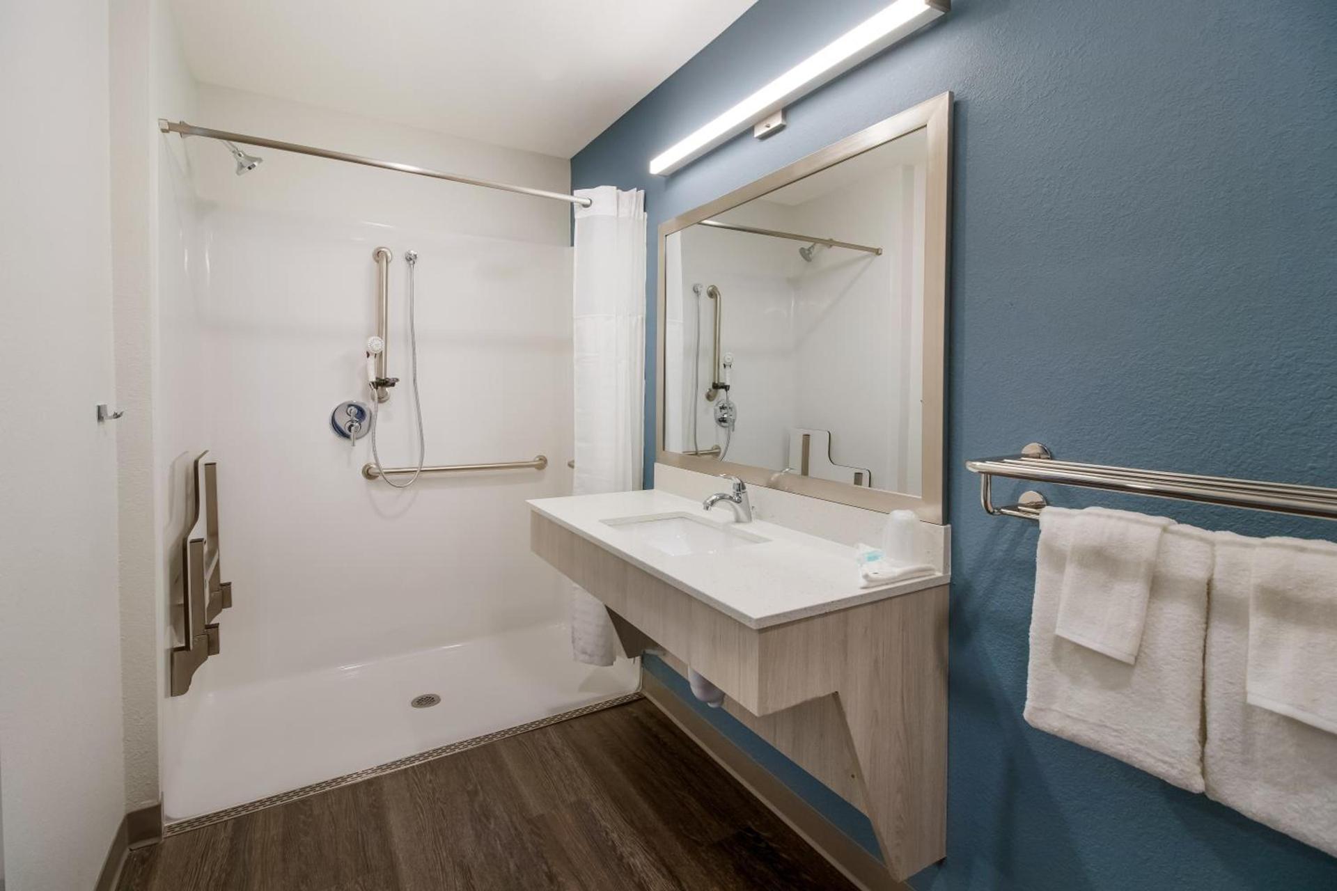WoodSpring Suites Concord-Charlotte Speedway photo 32