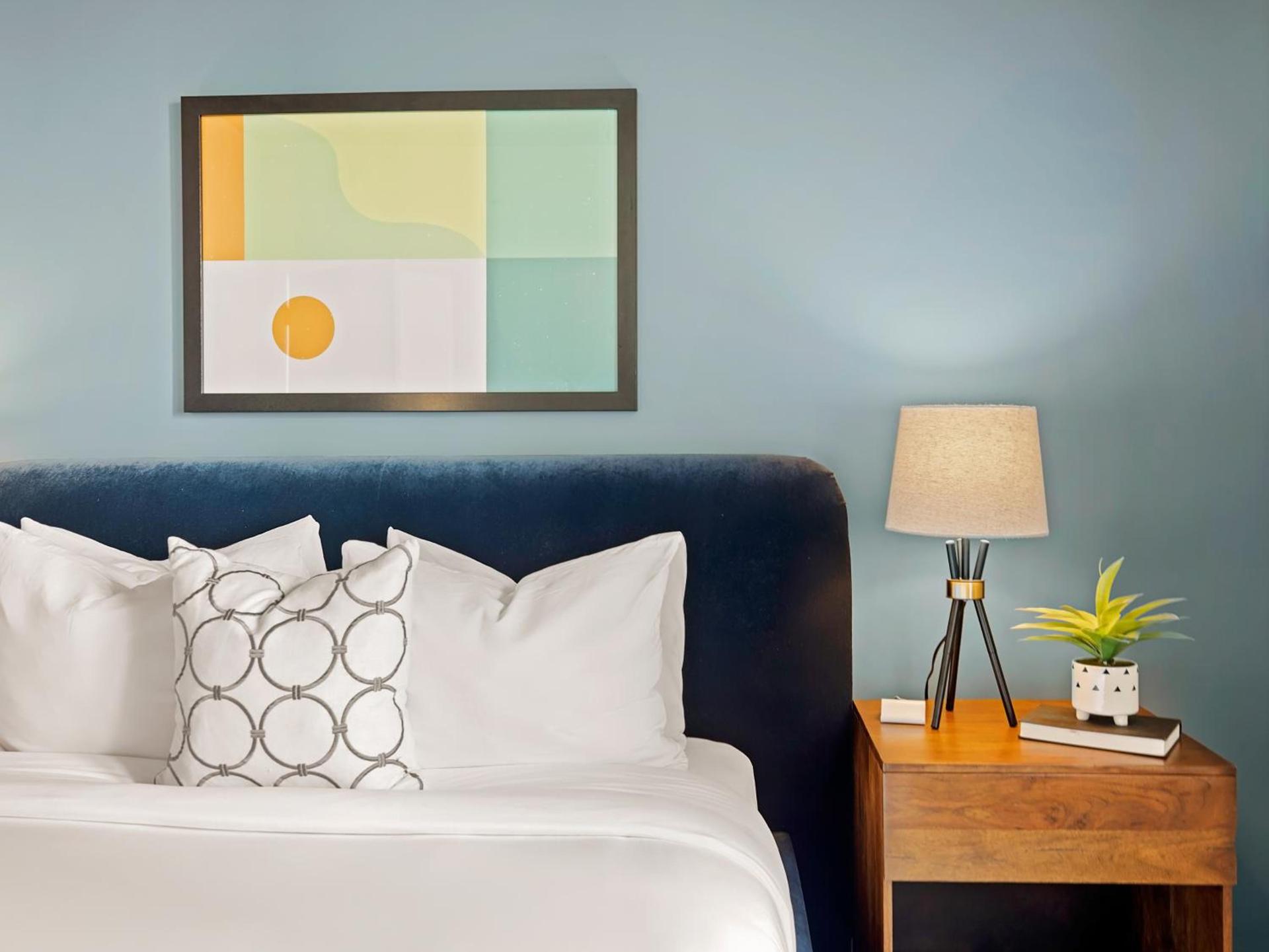 Placemakr Premier SoBro photo 76