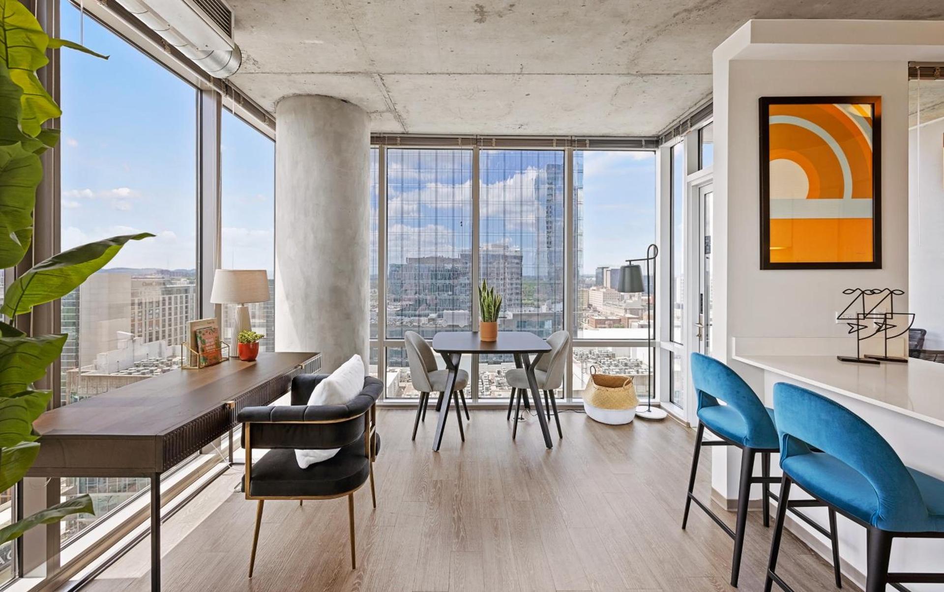 Placemakr Premier SoBro photo 92