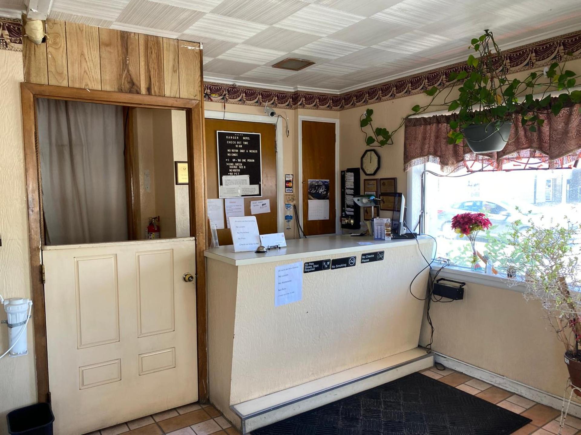 RANGER MOTEL photo 2