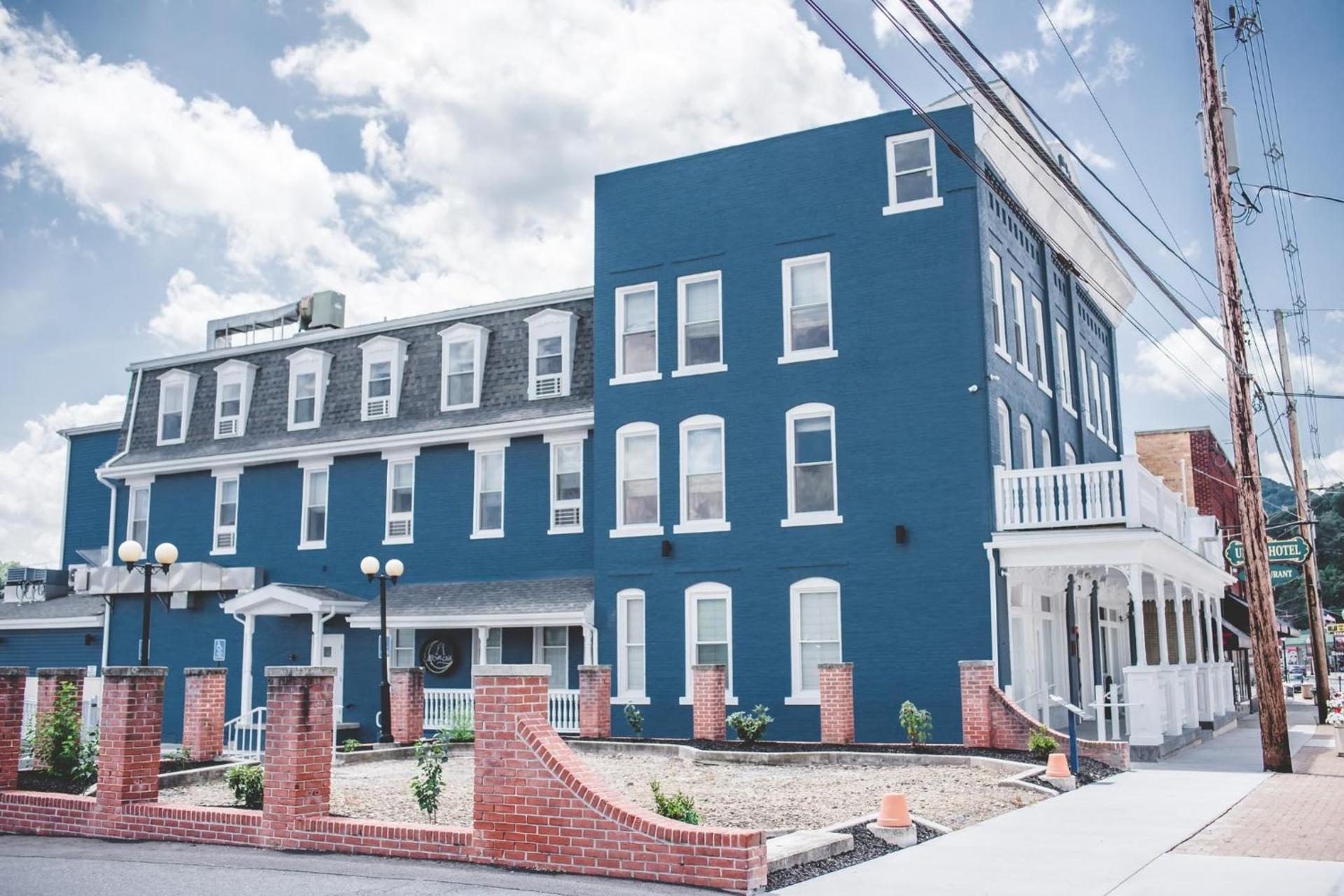 The Union Hotel photo 2