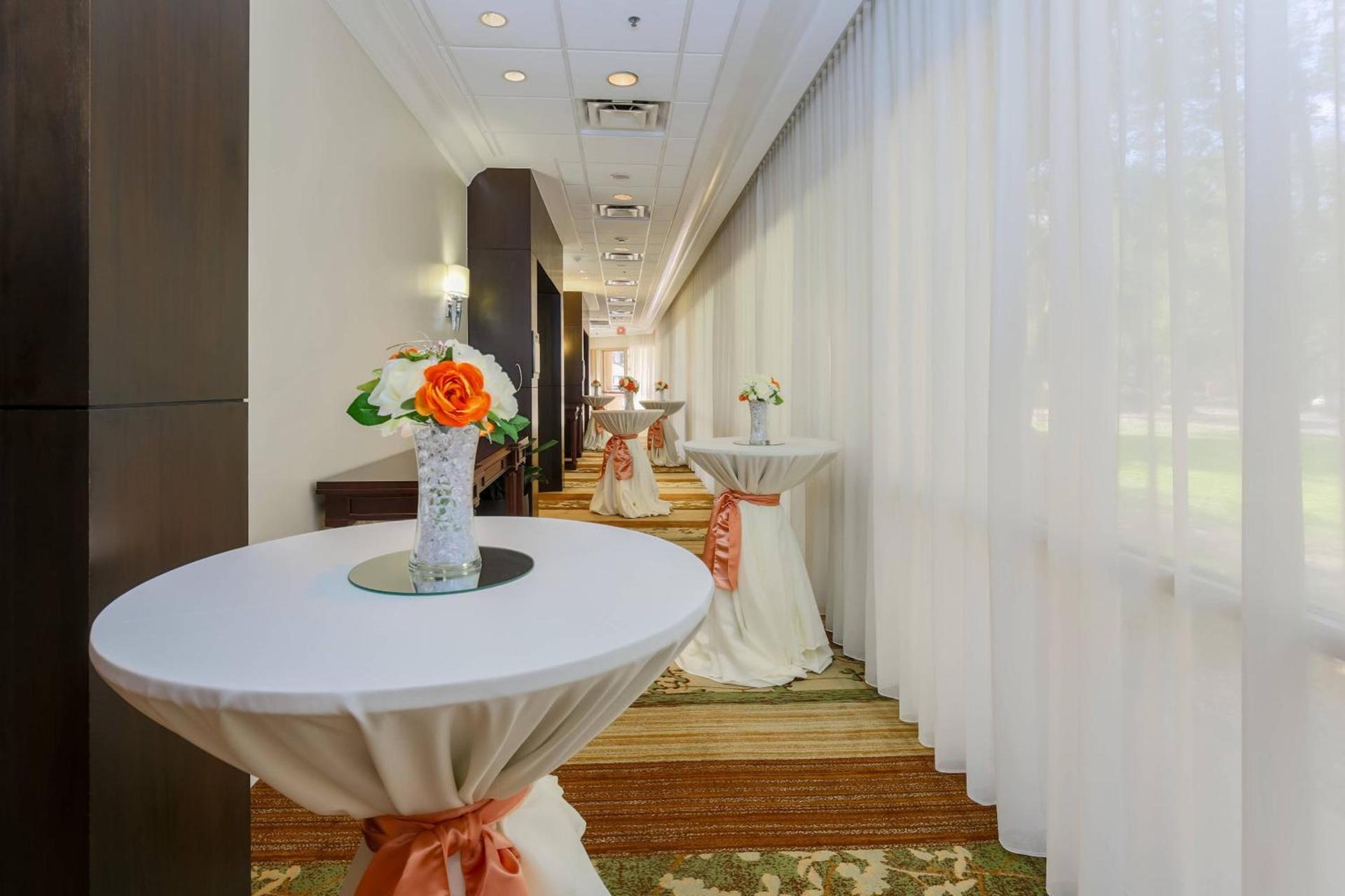 Sheraton Suites Market Center Dallas photo 33
