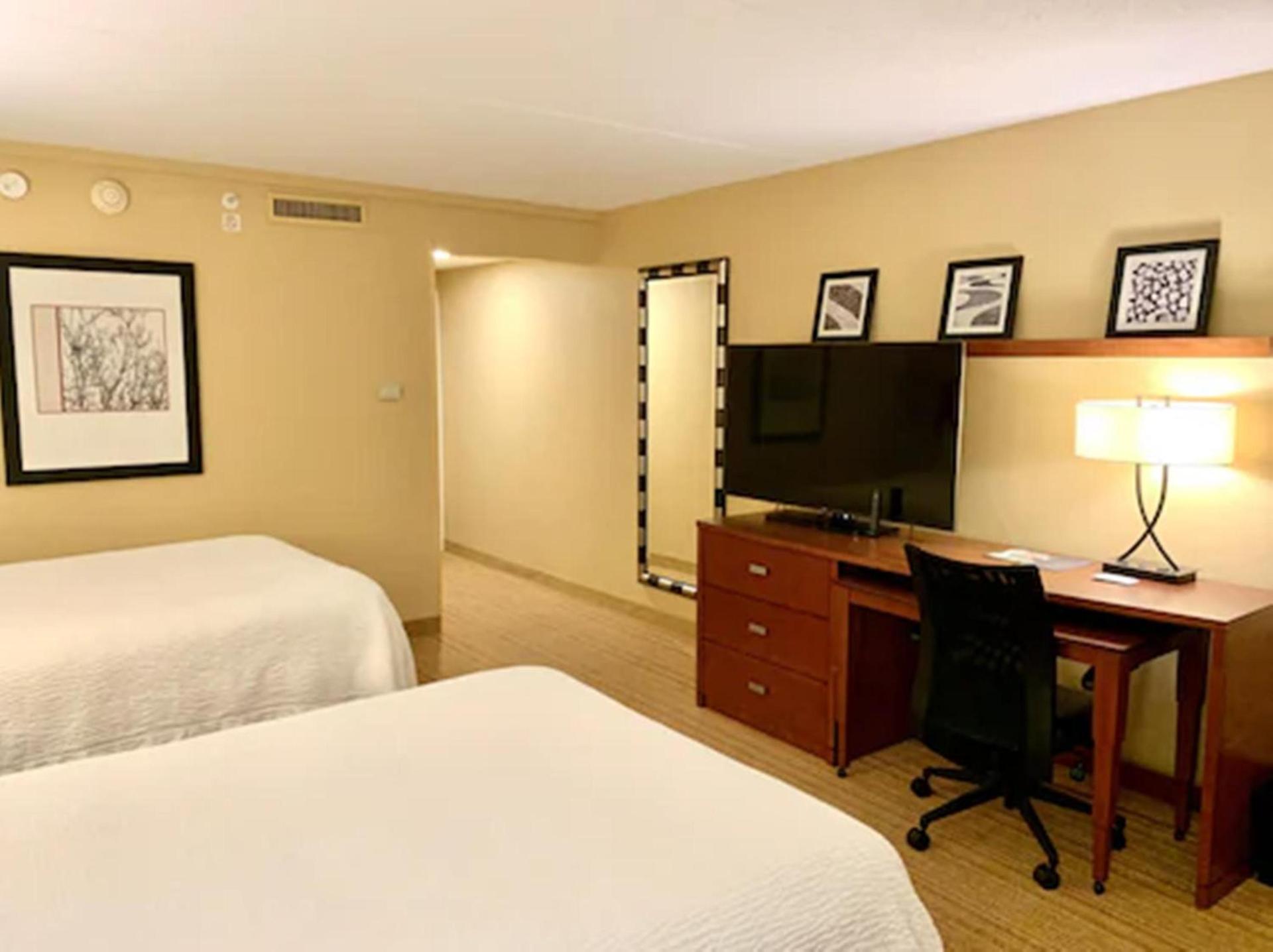Courtyard by Marriott Buffalo Amherst/University photo 4