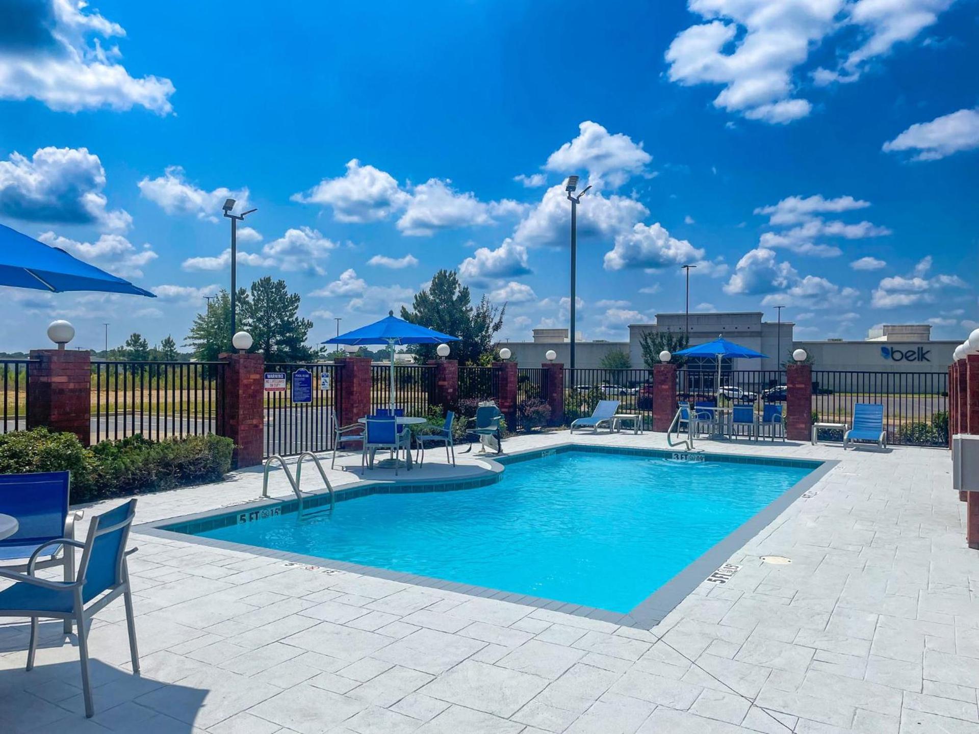 Holiday Inn Express McComb by IHG photo 10