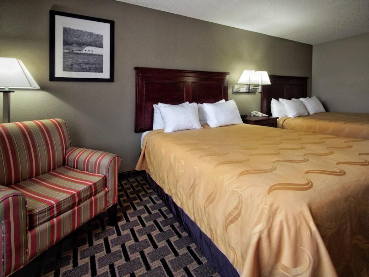 Quality Inn Moore - Oklahoma City photo 40