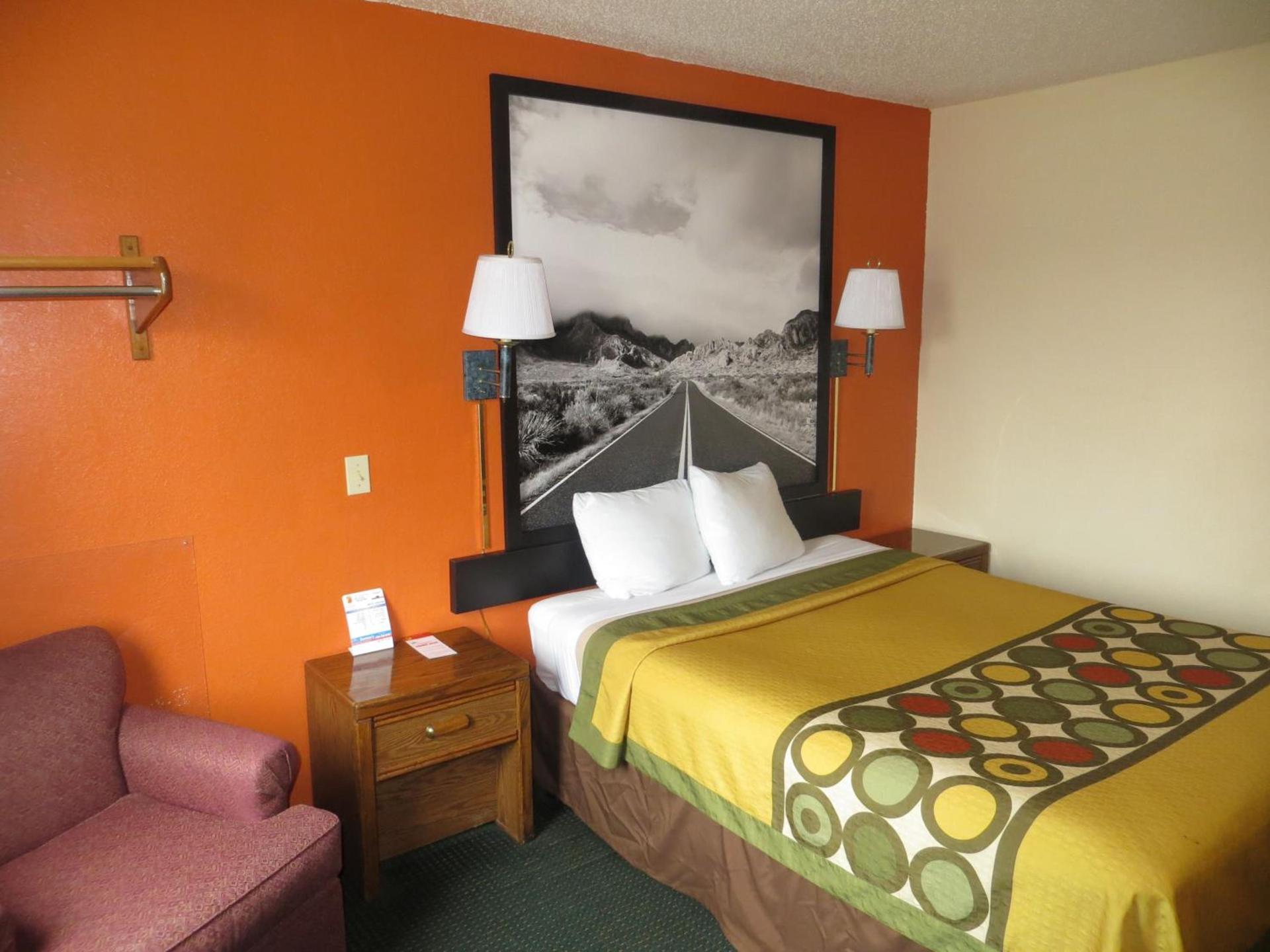 Super 8 by Wyndham Waco University Area photo 23