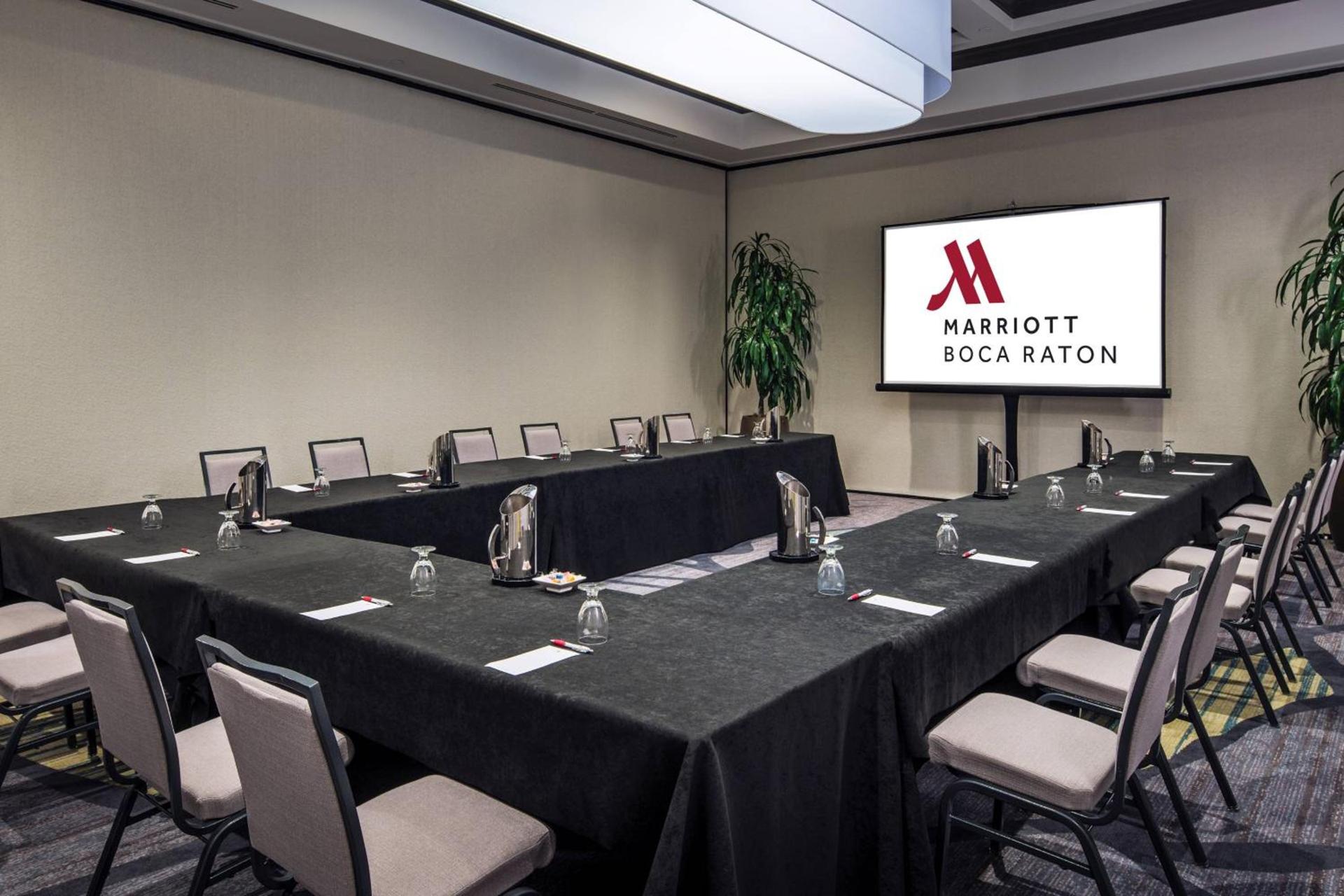 Boca Raton Marriott at Boca Center photo 56