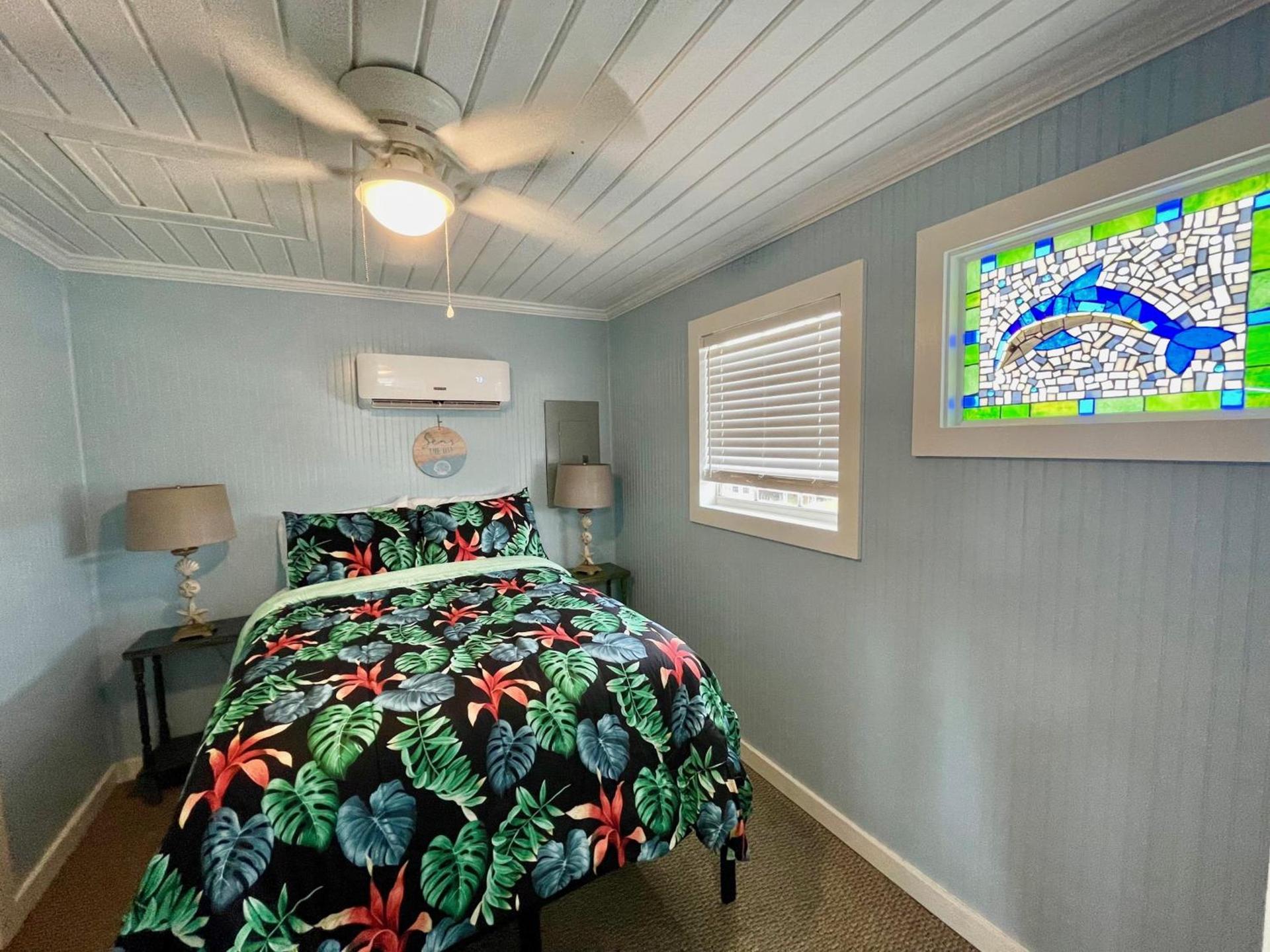 Blue Dolphin Inn and Cottages photo 40