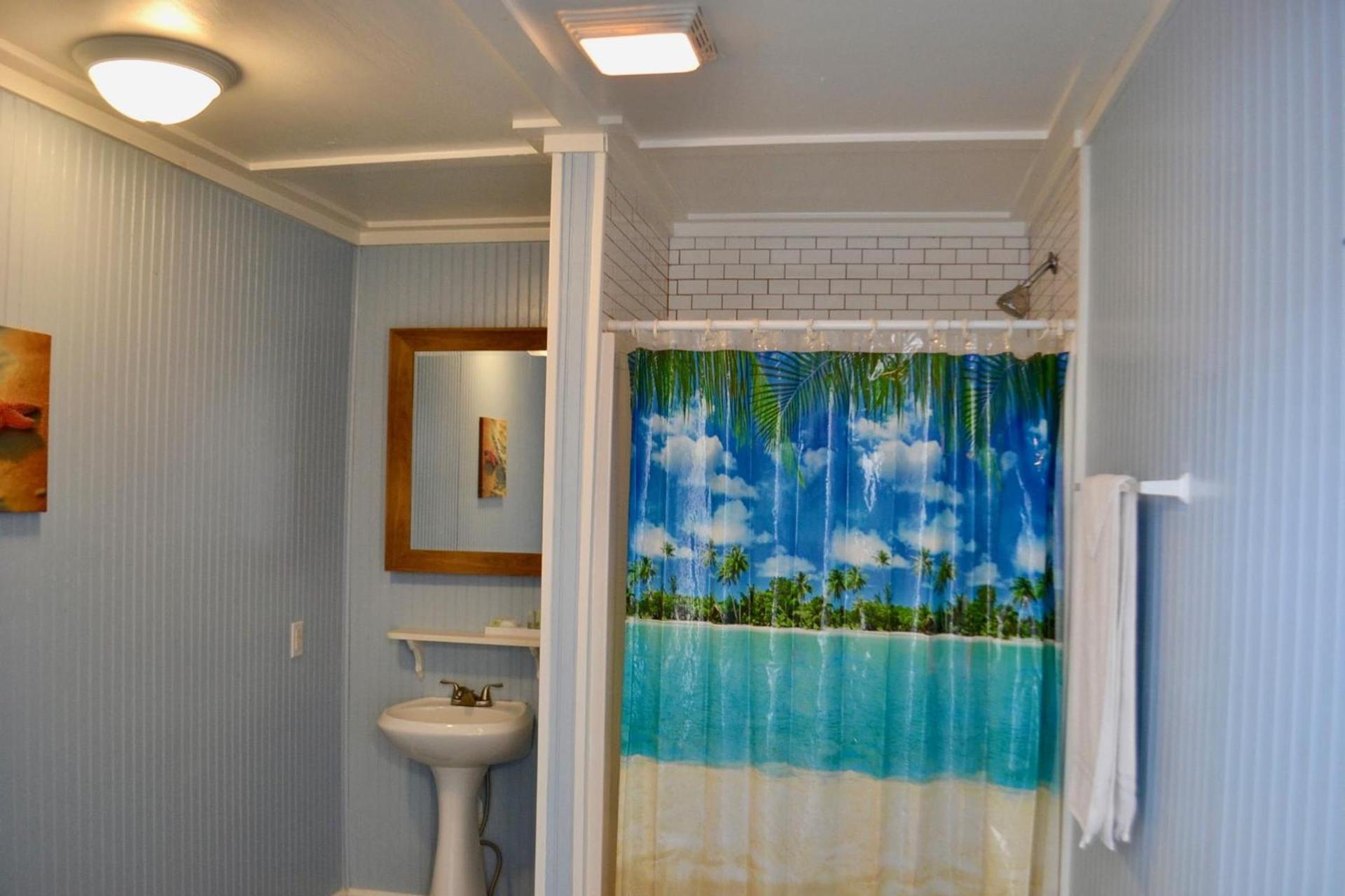 Blue Dolphin Inn and Cottages photo 42
