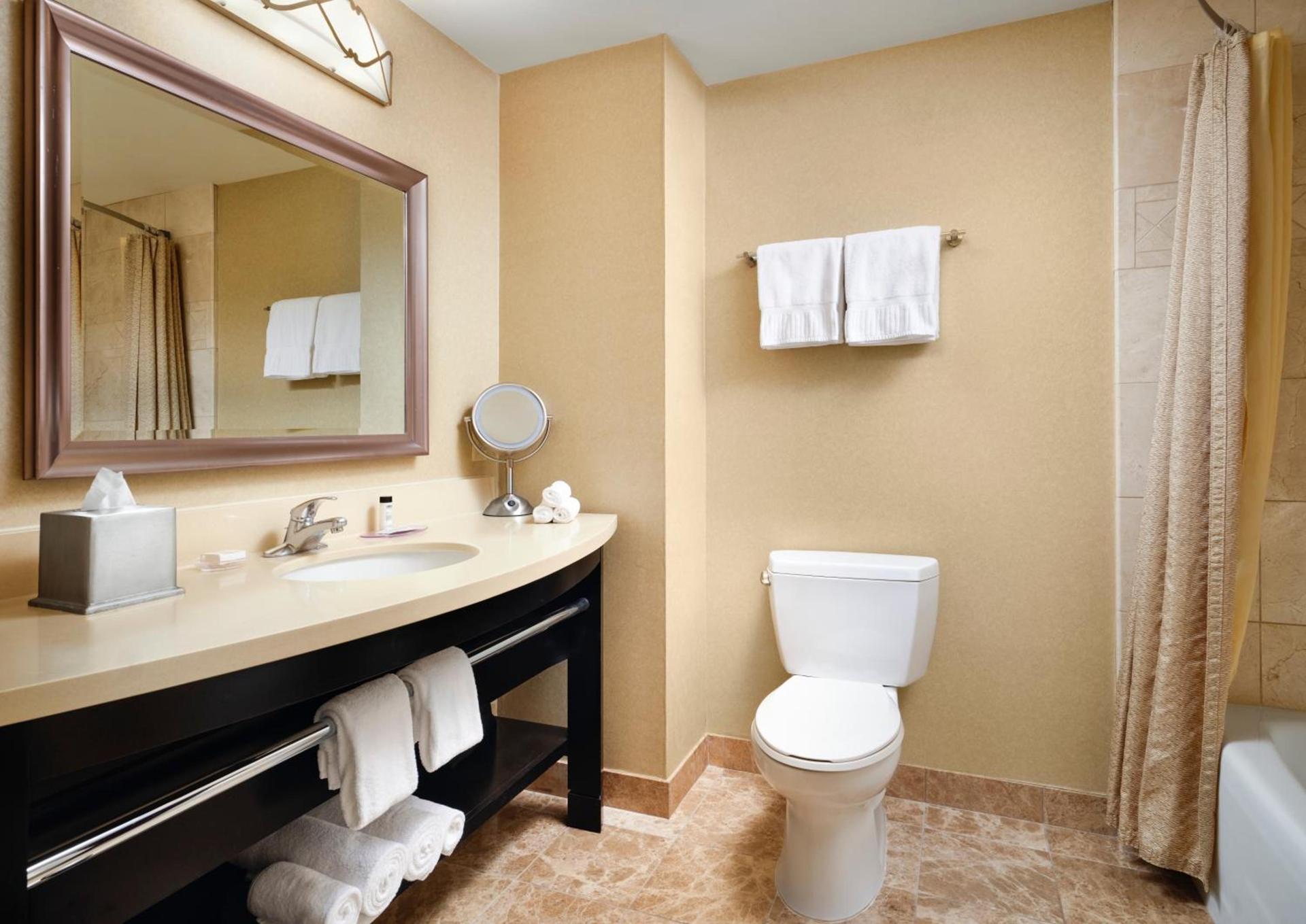 West Inn & Suites photo 20