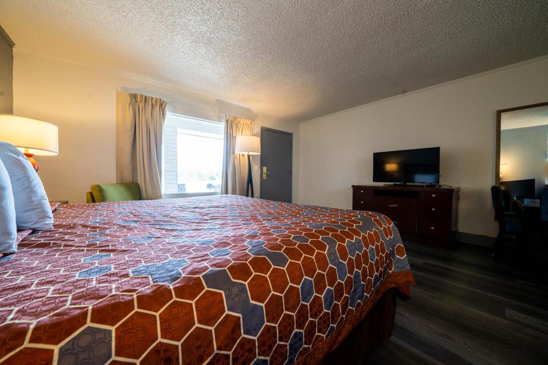 OYO Hotel Ocala, FL I-75 photo 40