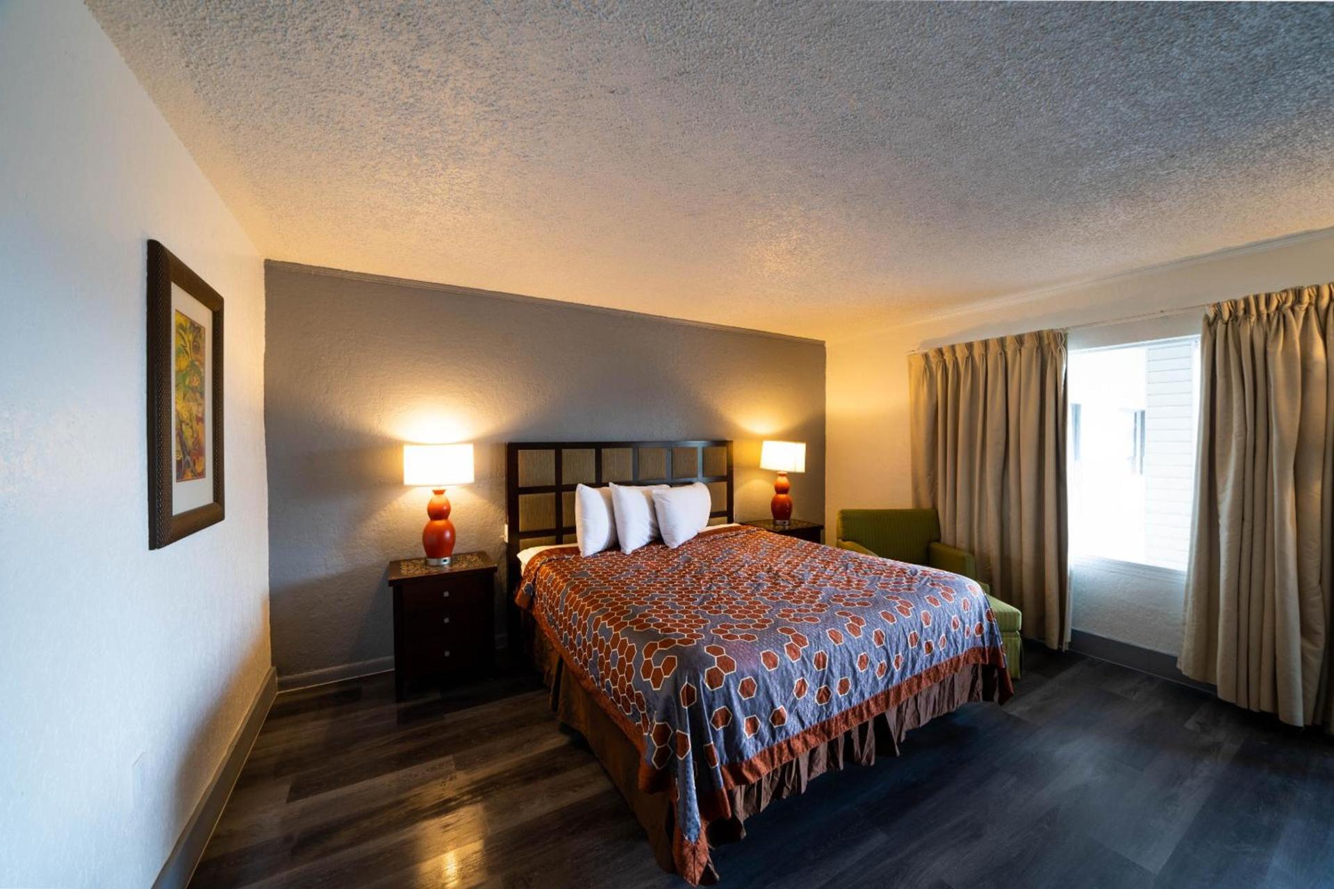 OYO Hotel Ocala, FL I-75 photo 36