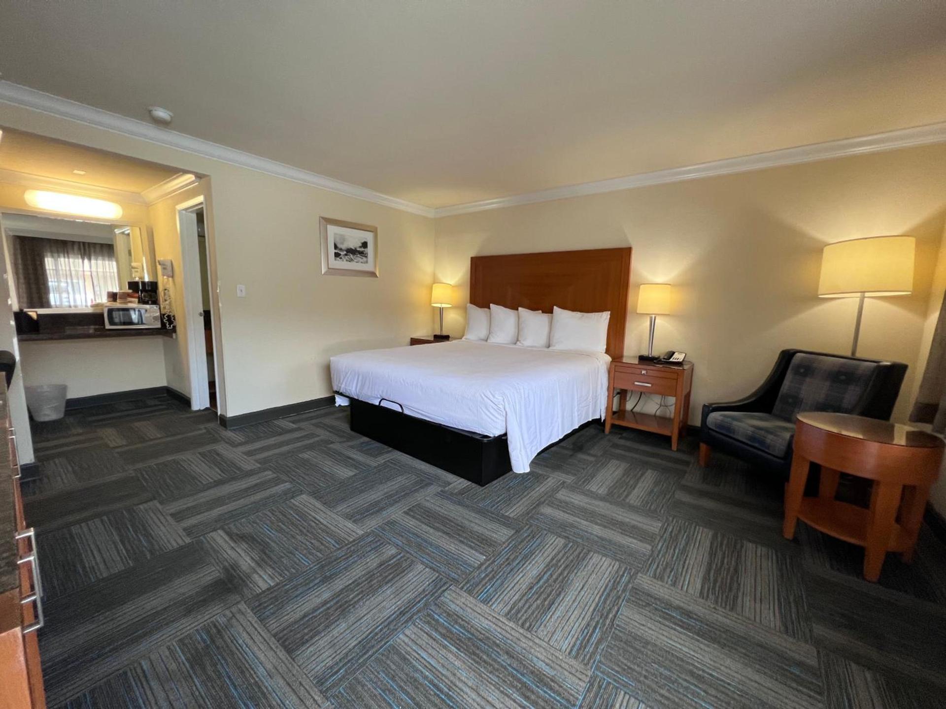 Inn at San Luis Obispo photo 14