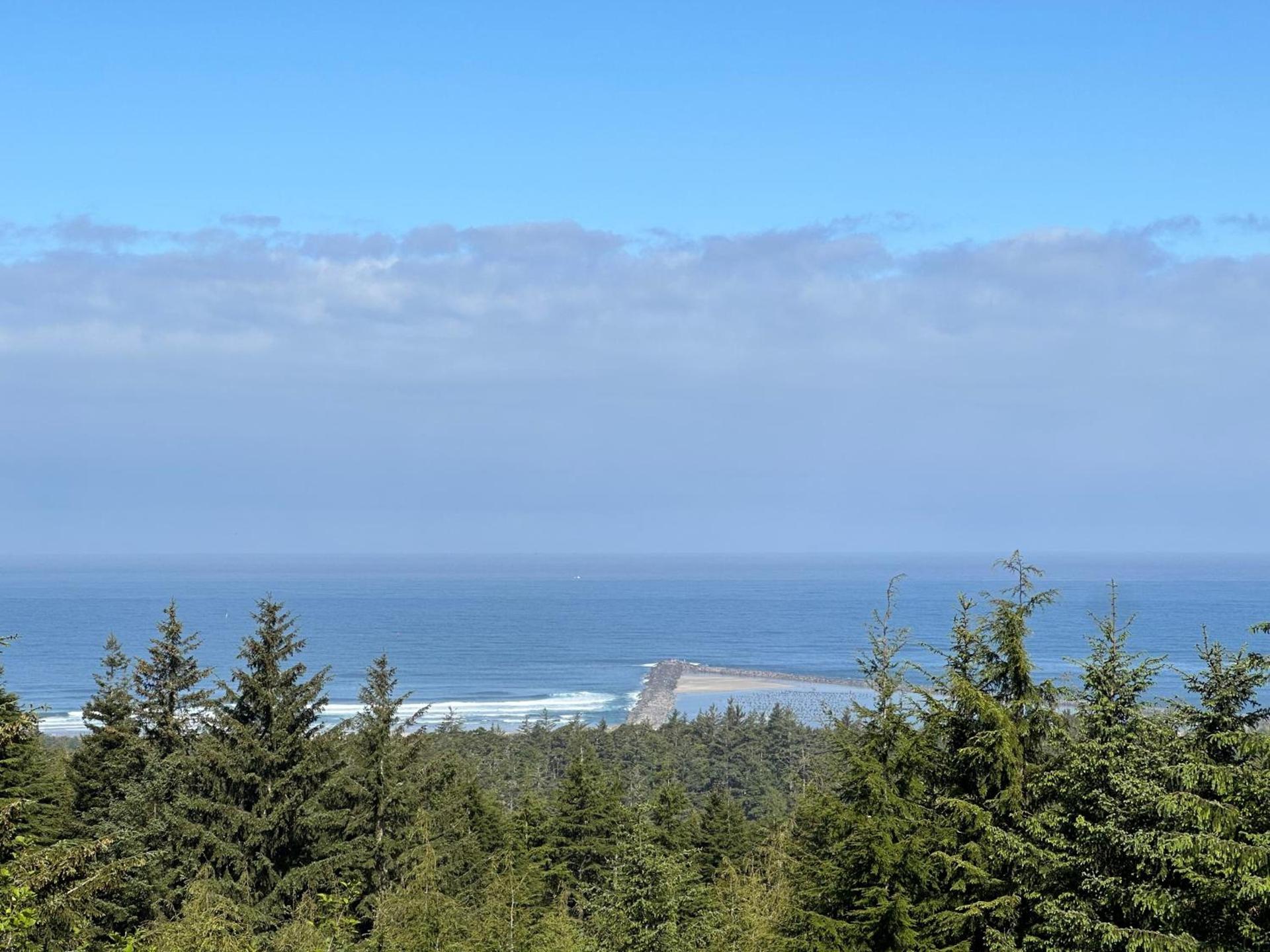Winchester Bay Inn photo 6