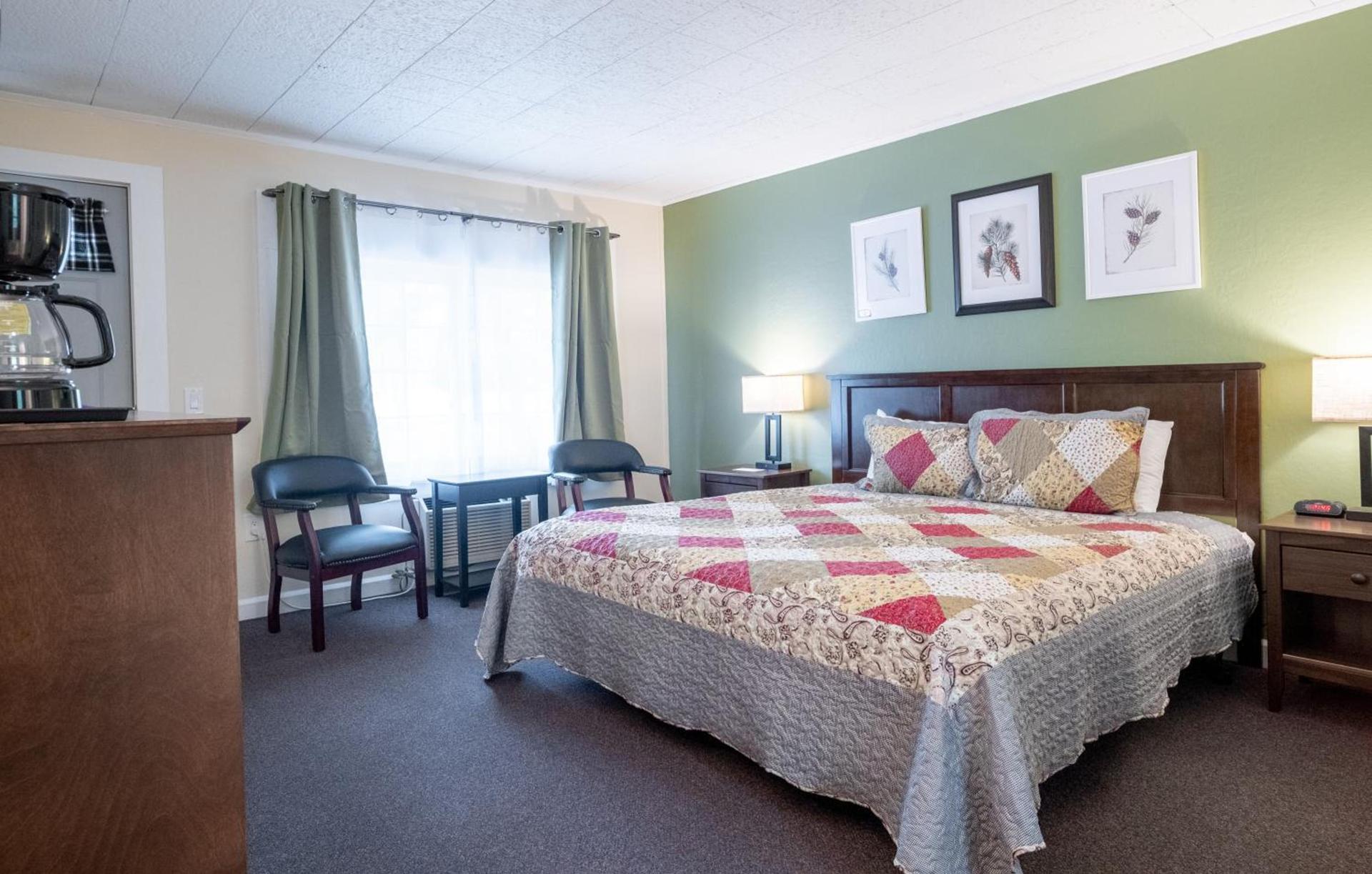 Acadia Pines Motel photo 3