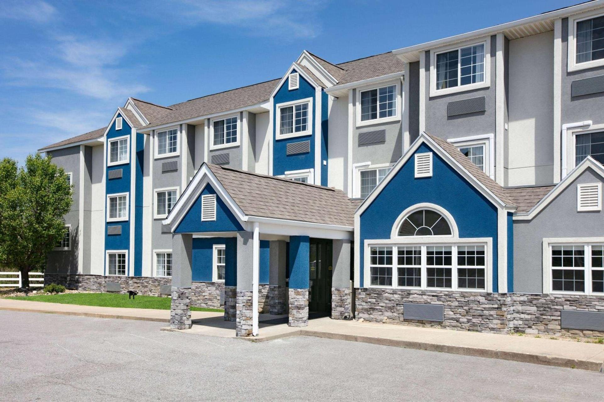 Microtel Inn by Wyndham Beckley photo 2