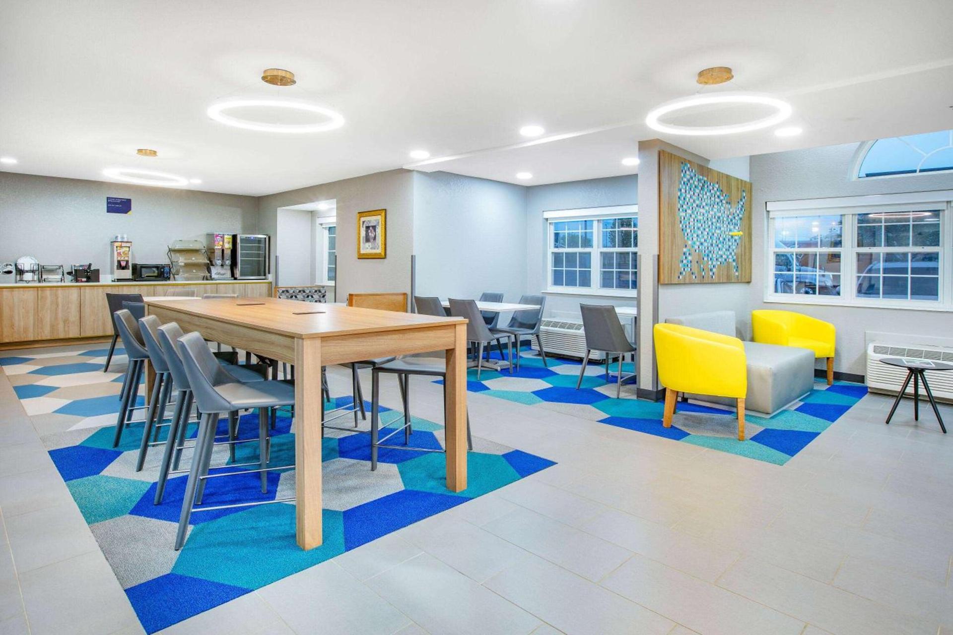 Microtel Inn by Wyndham Beckley photo 5