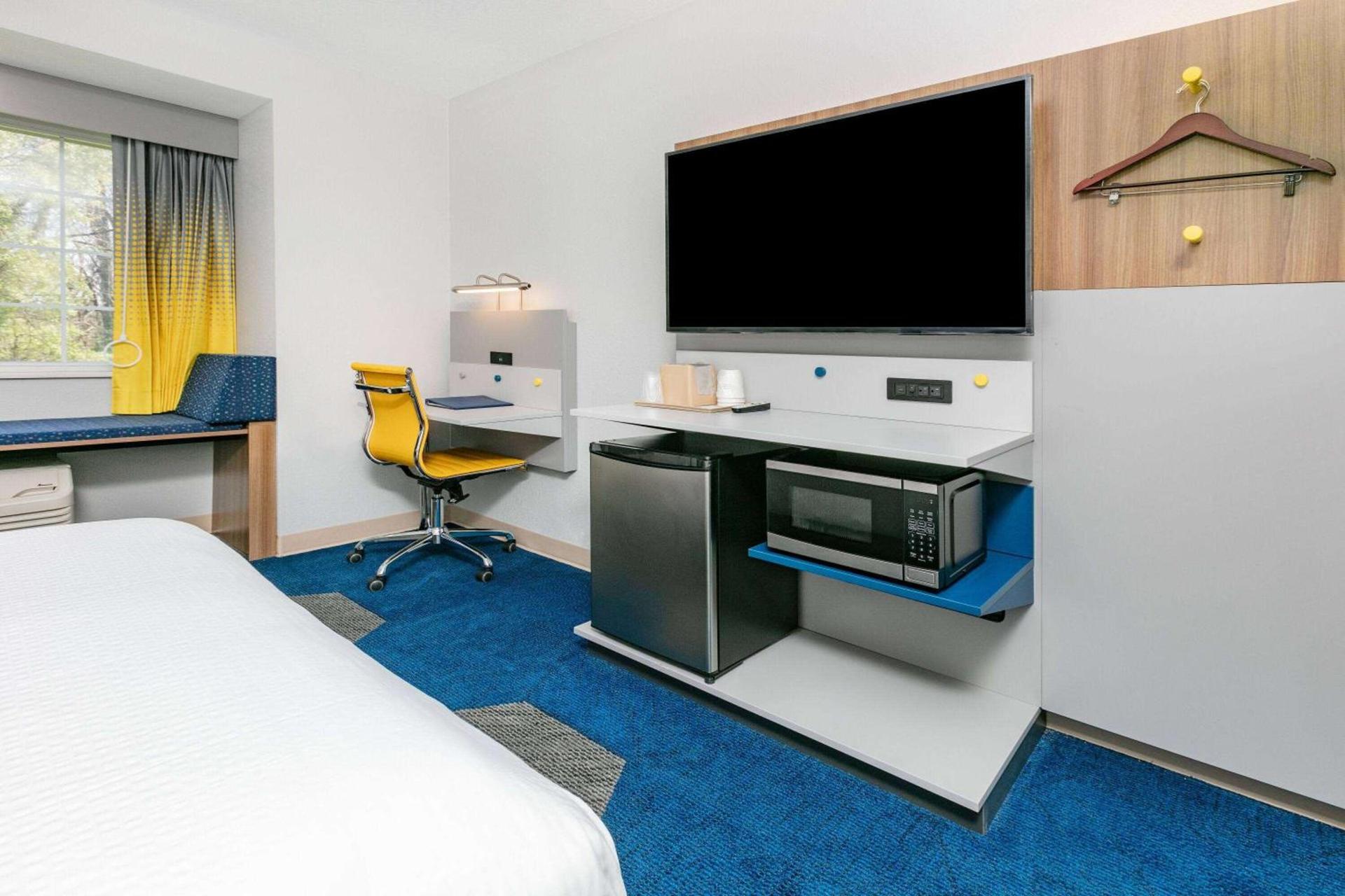 Microtel Inn by Wyndham Beckley photo 14