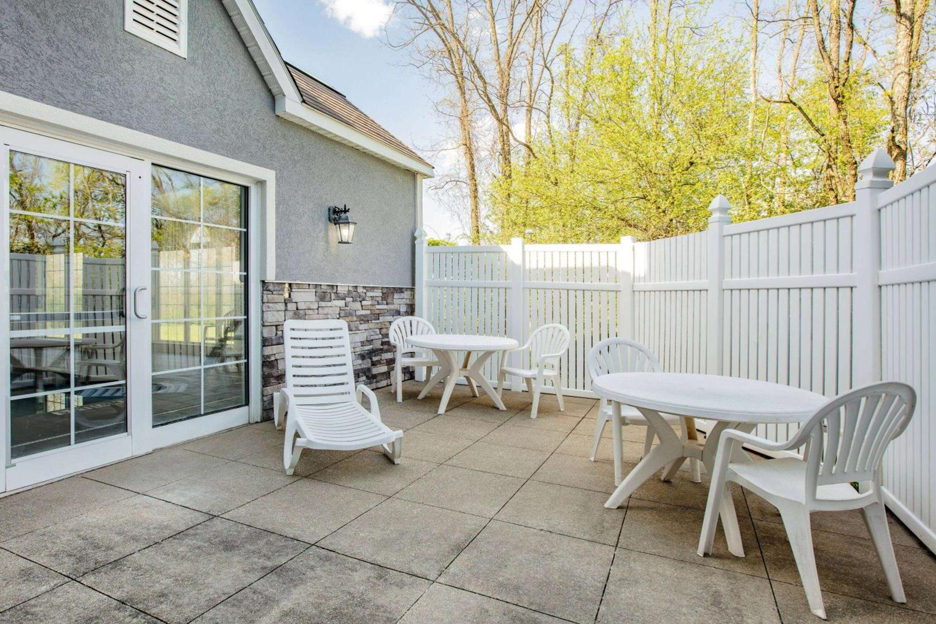 Microtel Inn by Wyndham Beckley photo 26