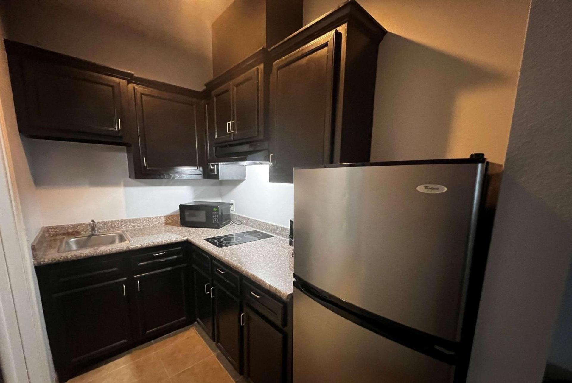 Crystal Inn Houston North I-45 photo 28