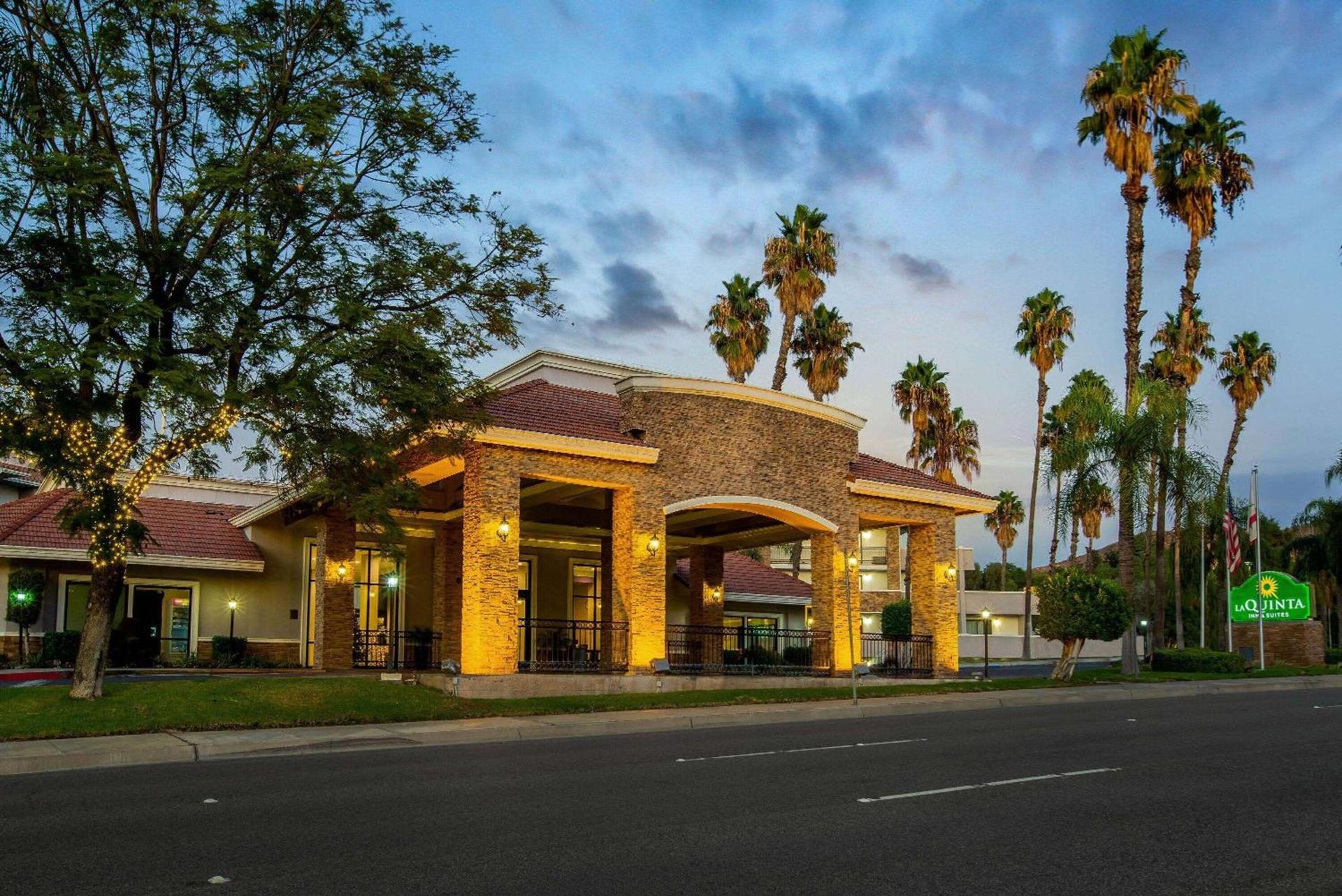 La Quinta by Wyndham Pomona photo 3